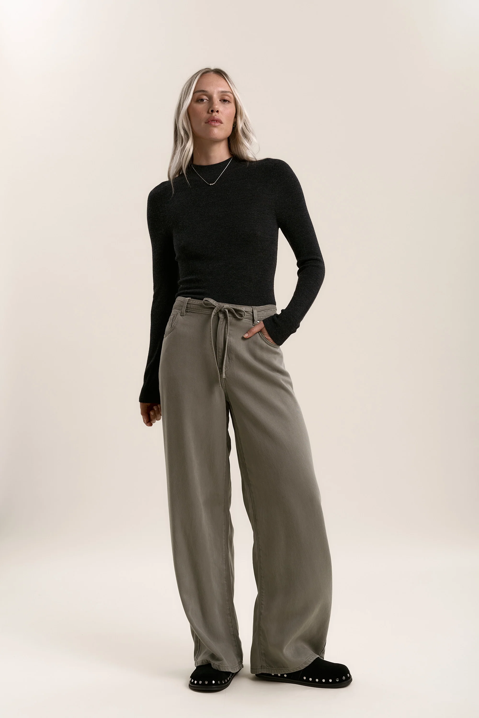 Alexis Merino Long Sleeve - Image 4