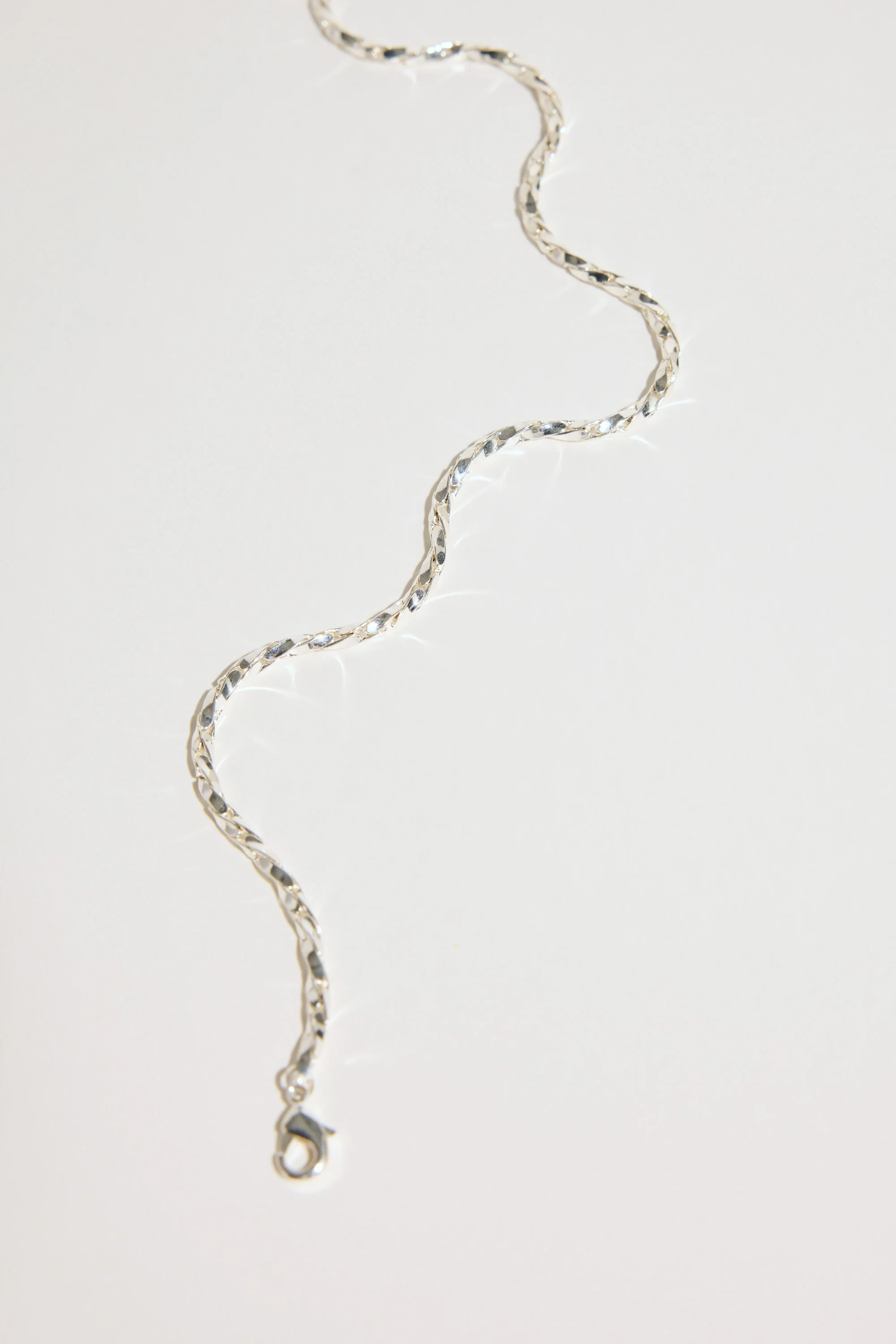 Atelier 19 Twisted Box Chain Necklace - Image 3