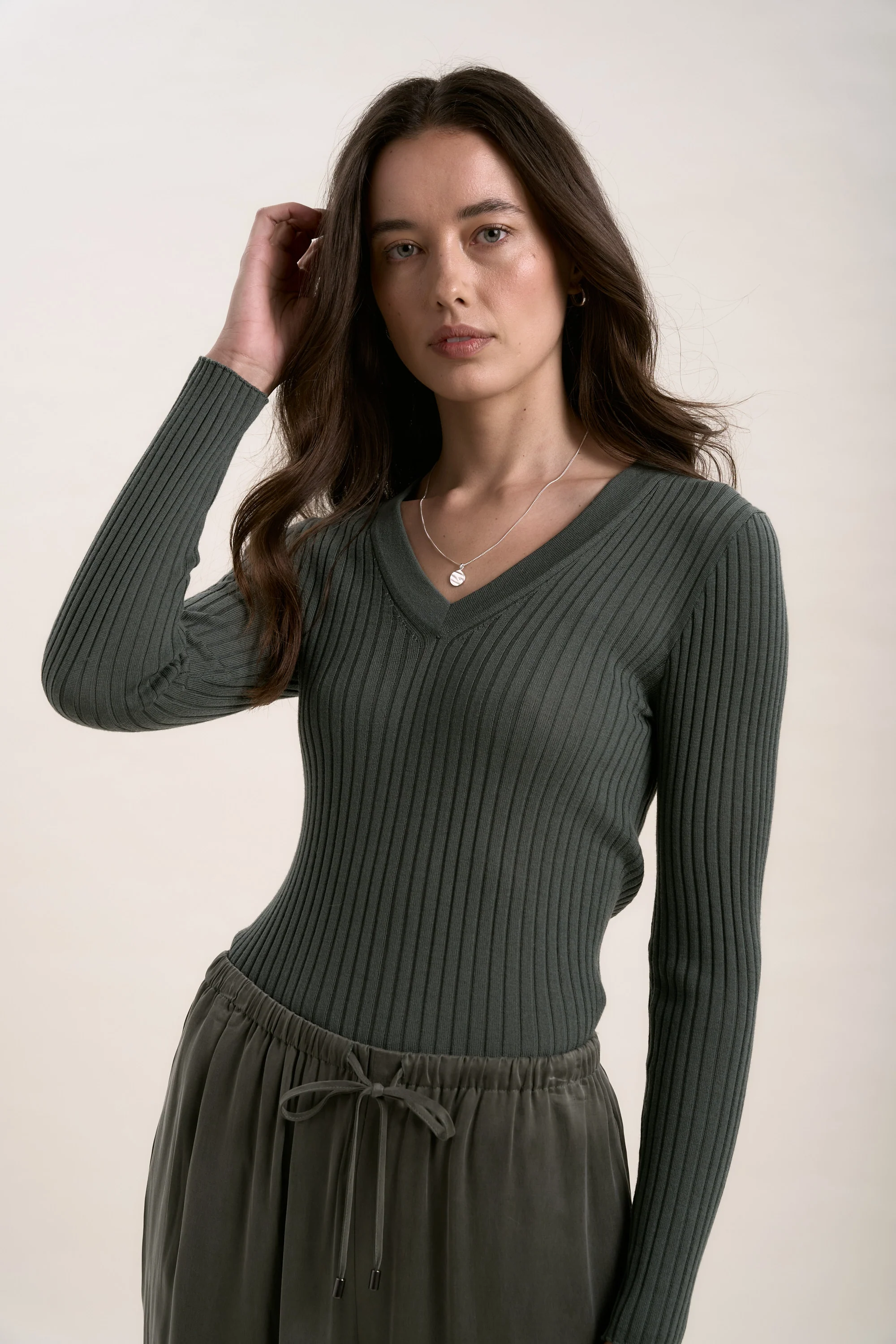 Atlas ZQ Merino V Neck Top - Image 2