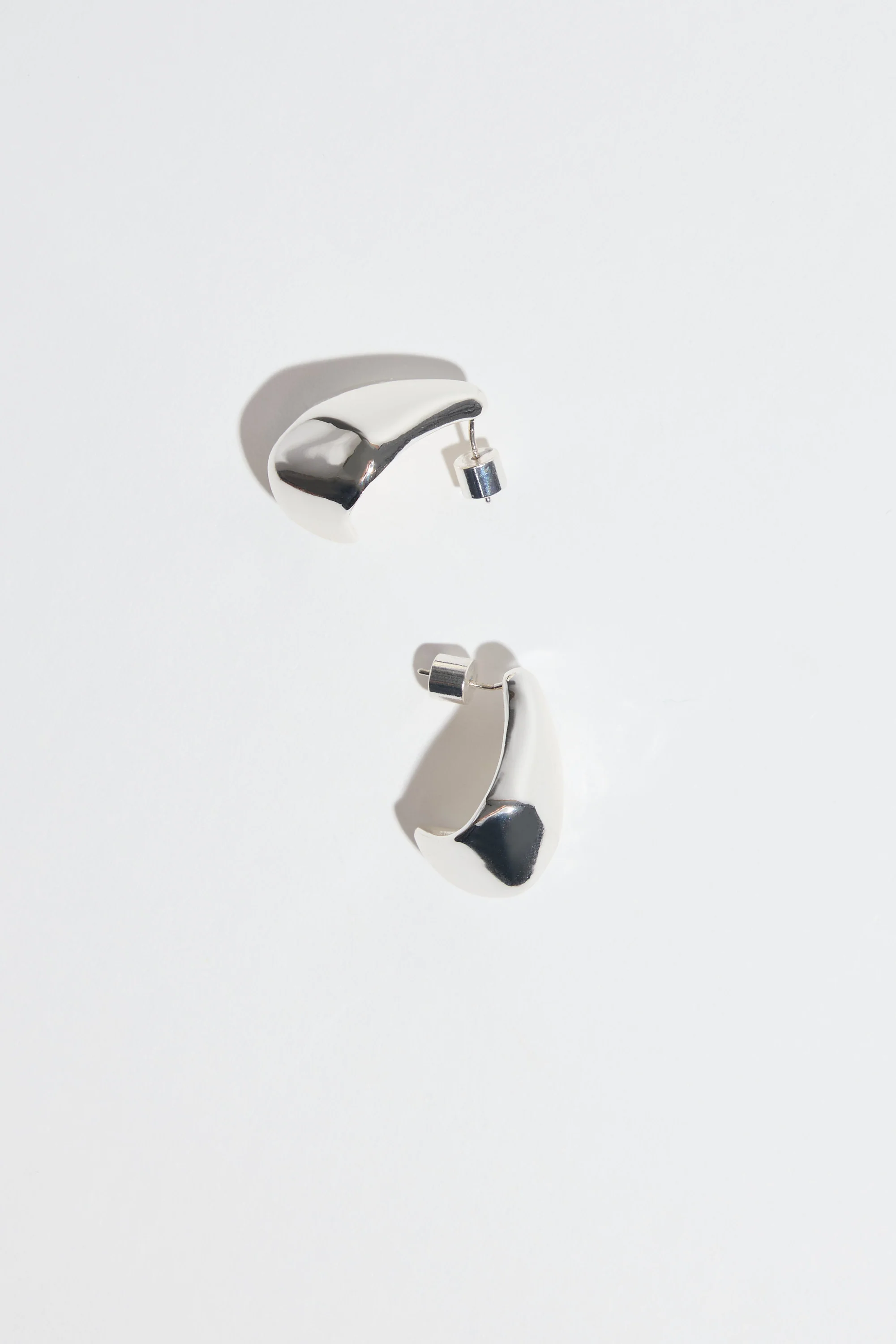 Bela Sonder Azalea Earrings - Image 2