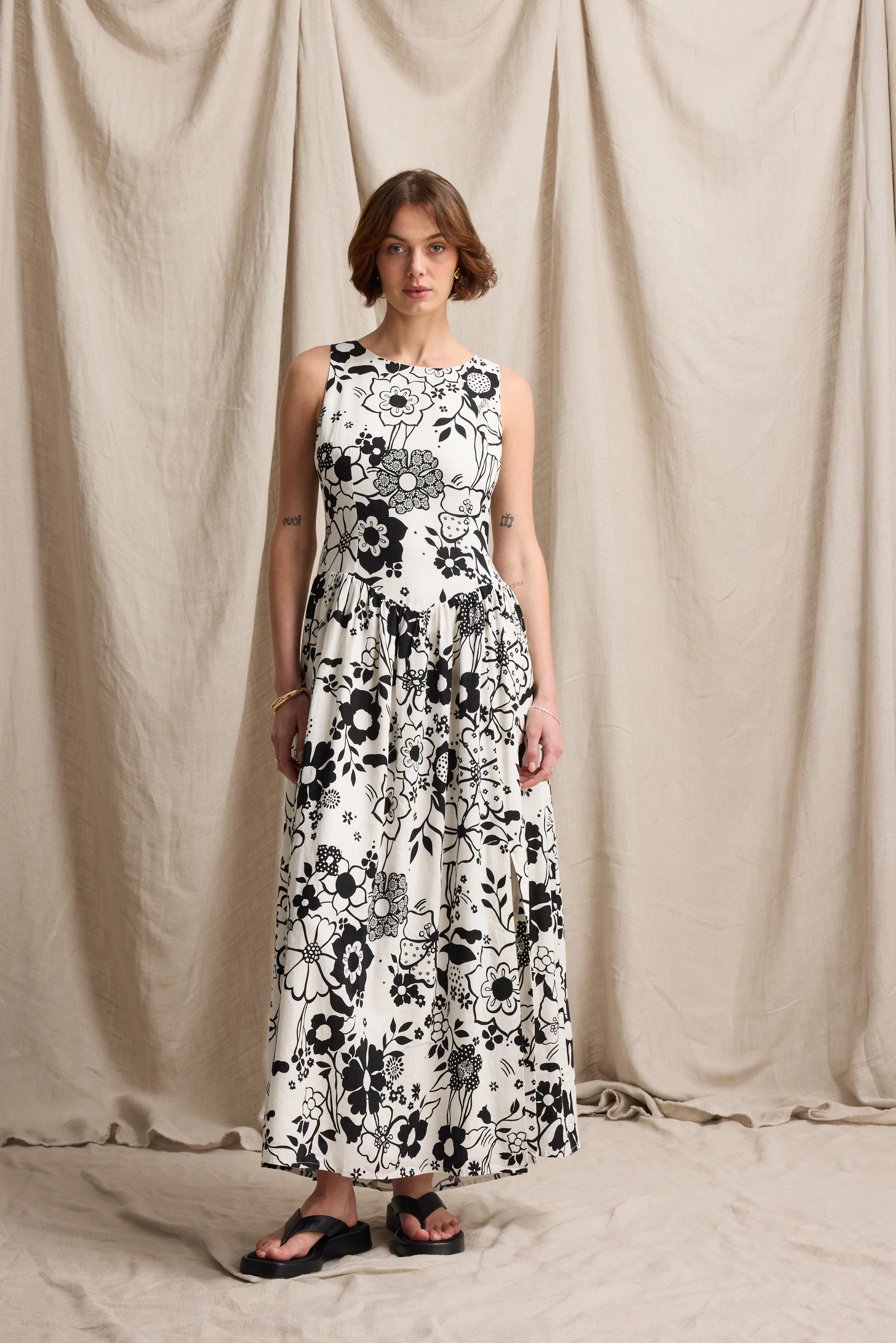 Bella Waist Detail Dress - Image 3