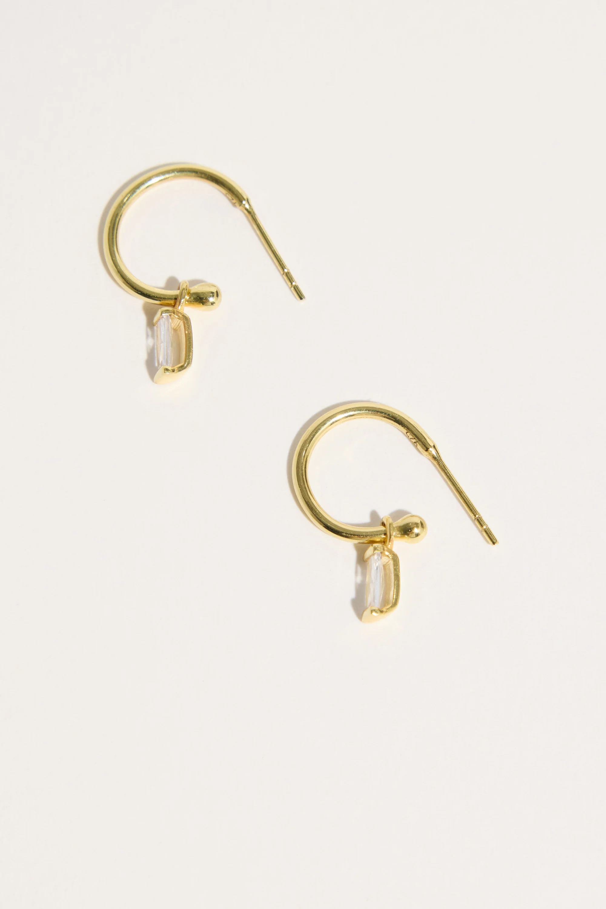 Caja Marbella Charm Hoops - Image 2