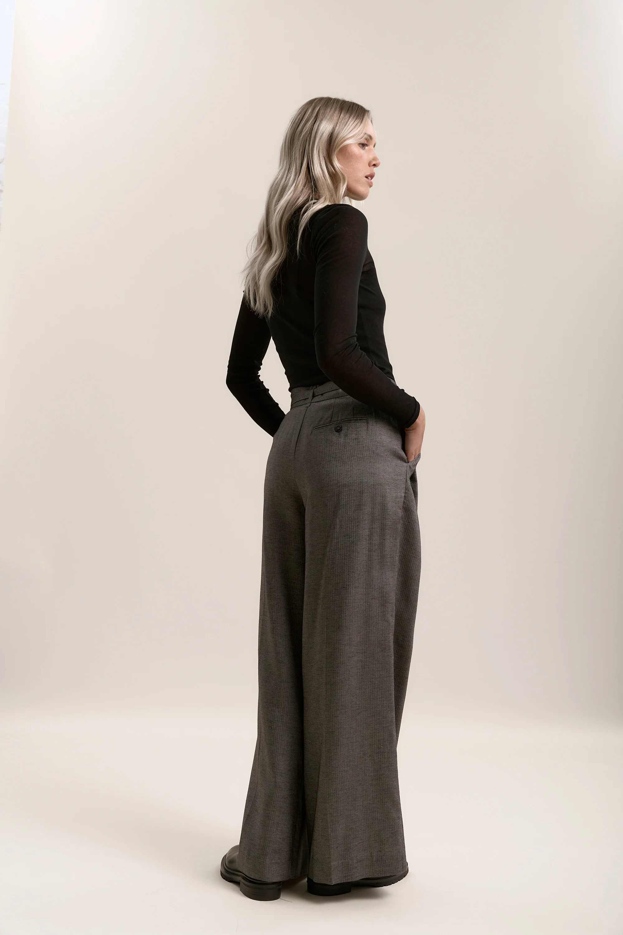 Cameron Pleat Detail Pant - Image 5