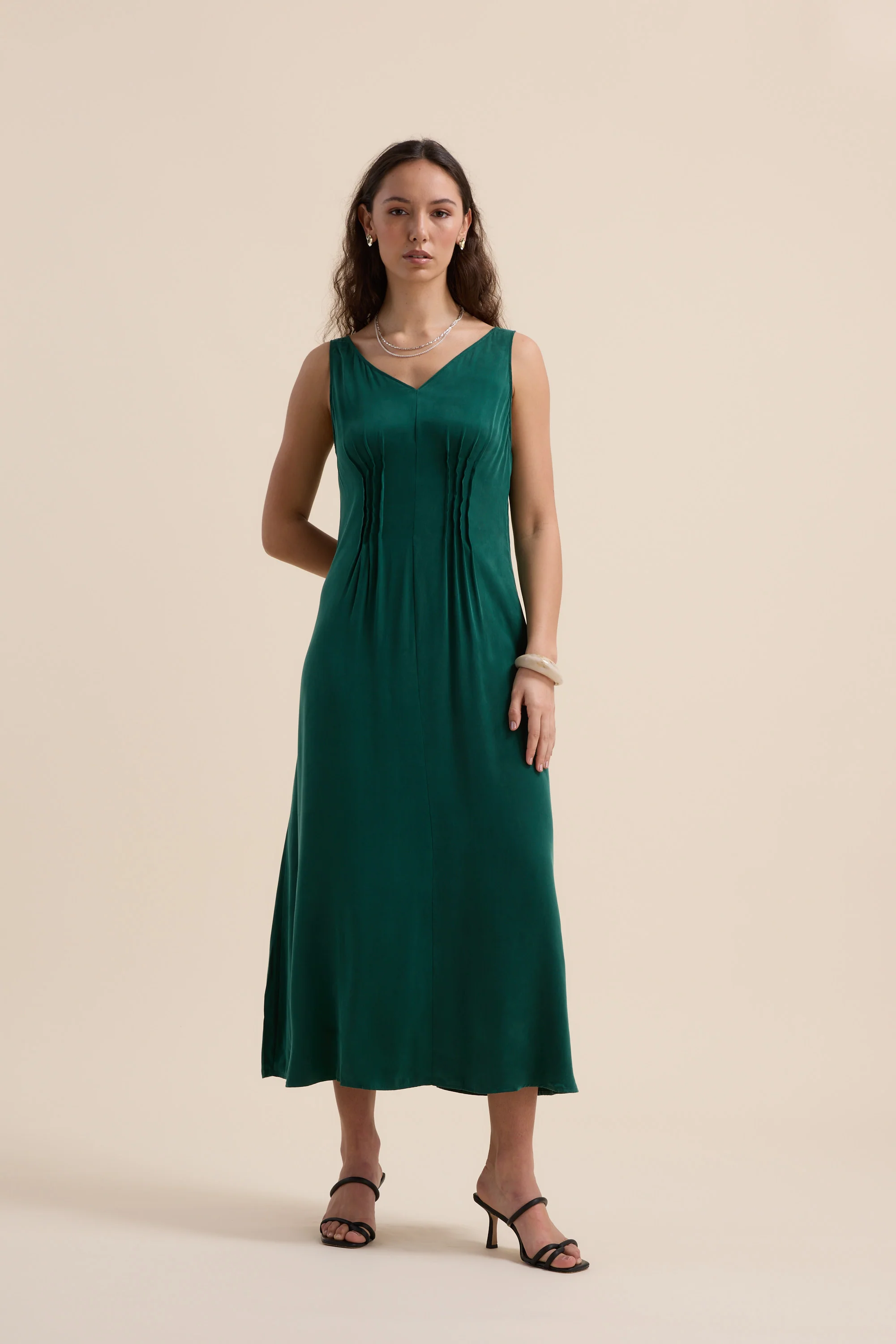 Cara Pleat Detail Dress - Image 4