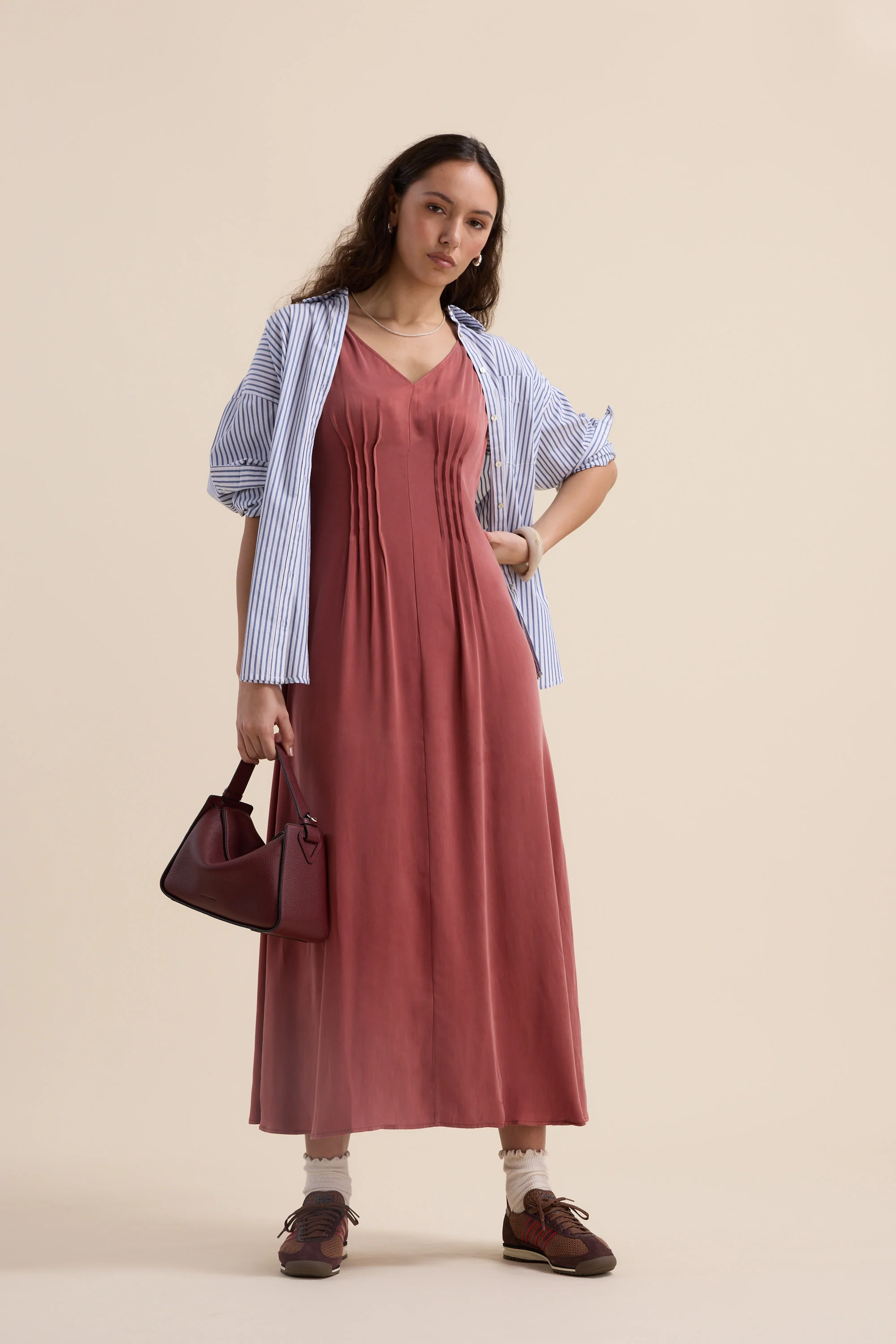 Cara Pleat Detail Dress - Image 3
