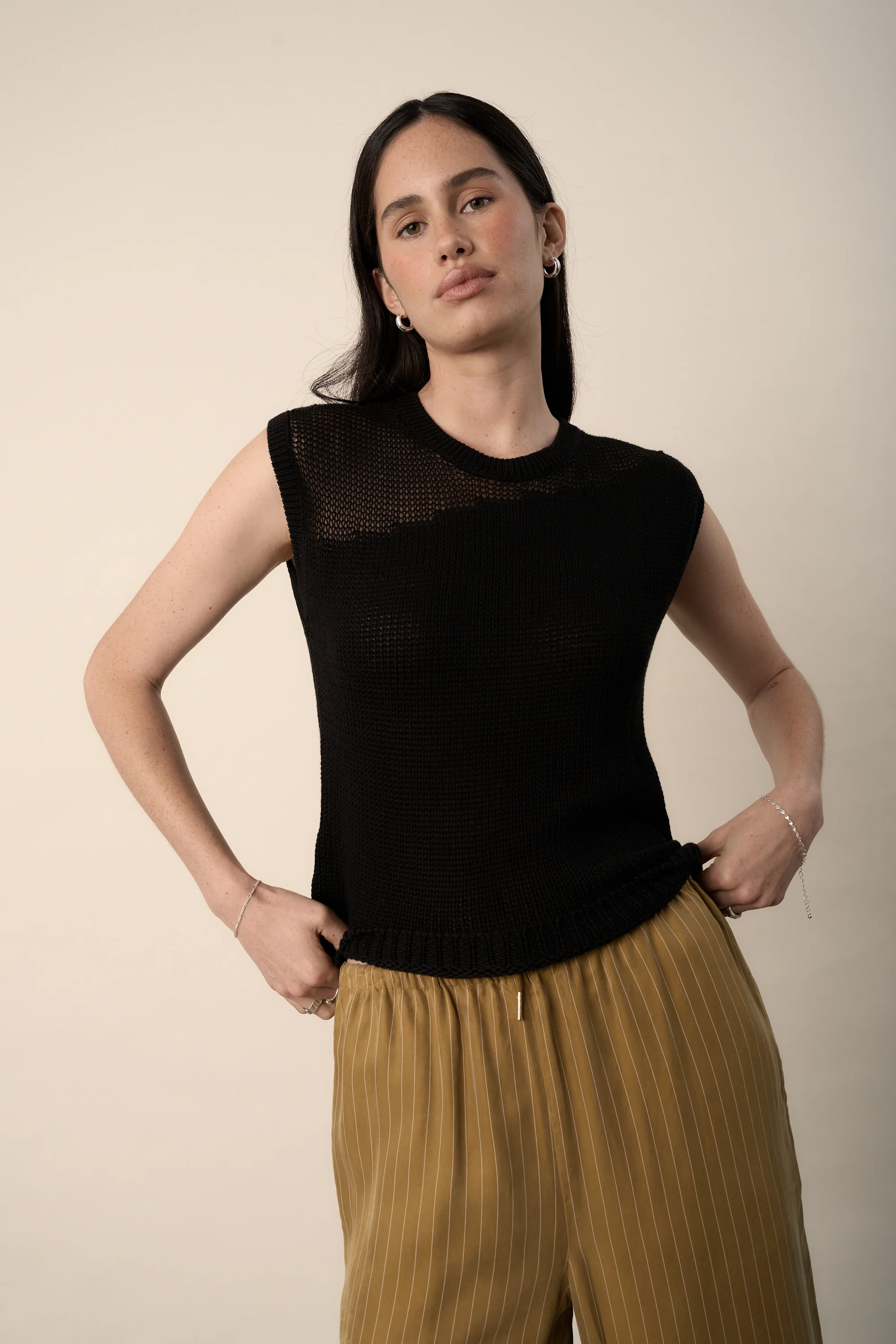 Connie Knitted Vest - Image 3