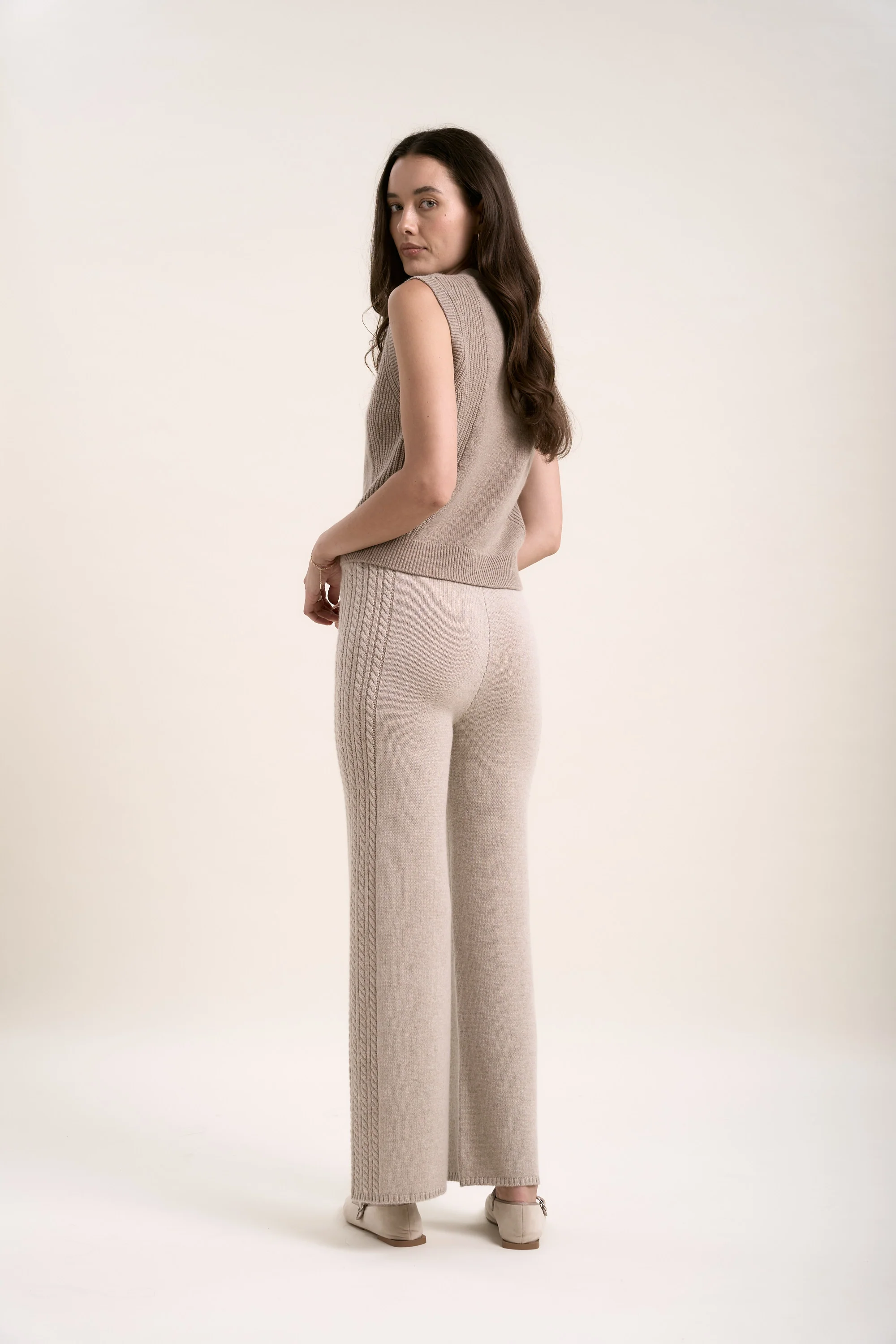 Elementary Cashmere Blend Knitted Jogger - Image 4