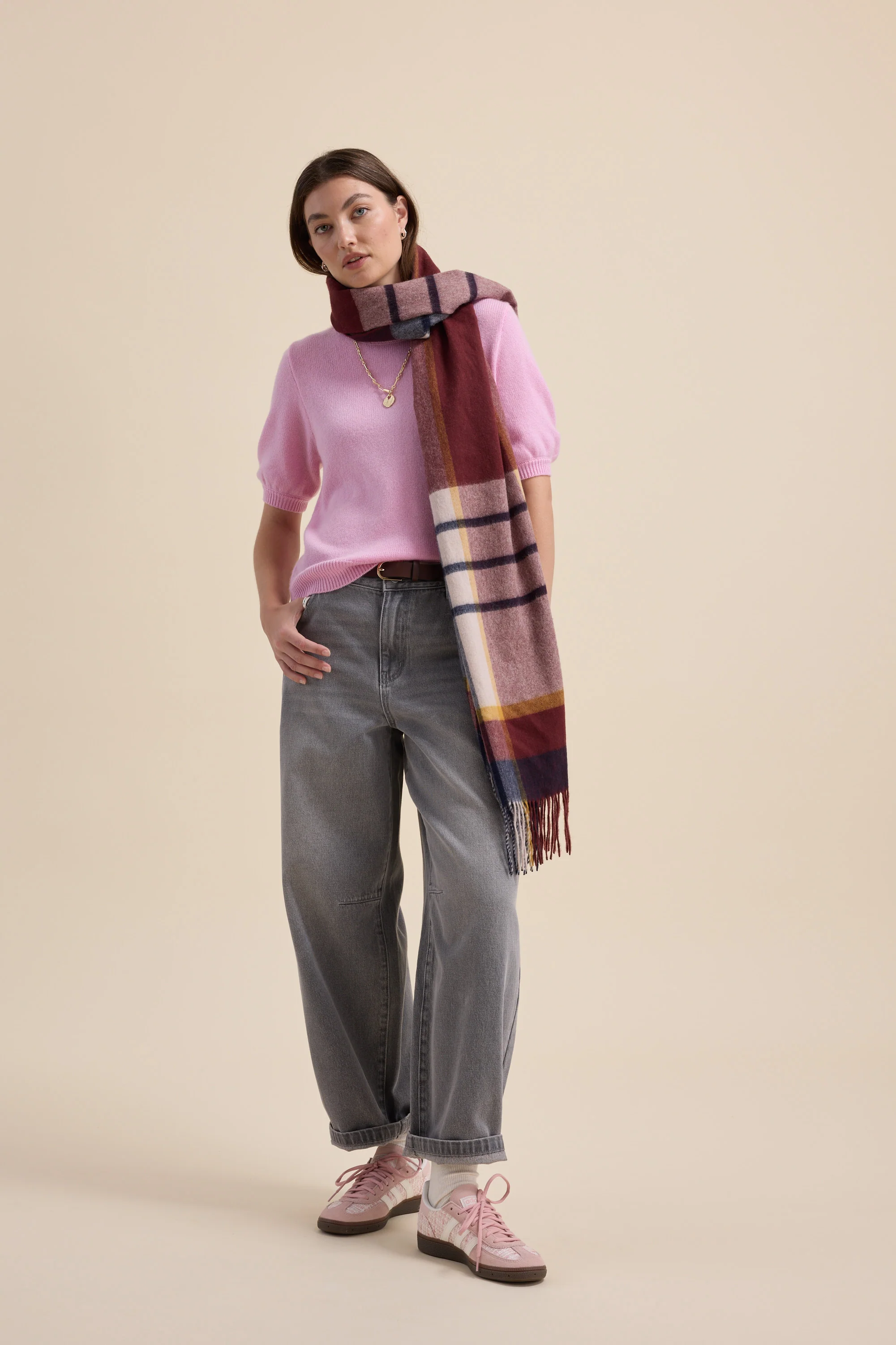 Elementary Cashmere Blend Tee Shirt - Image 5