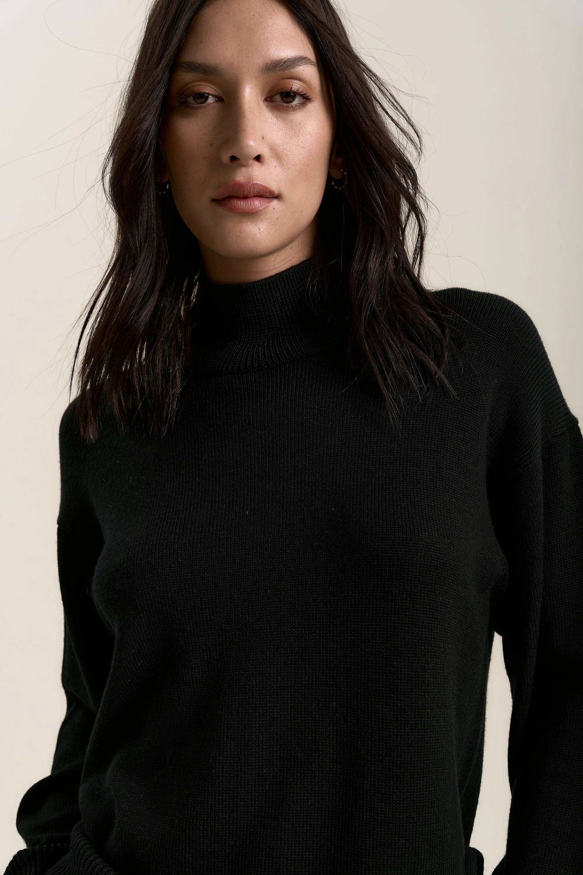 Elementary Knitted Funnel Neck - Image 3