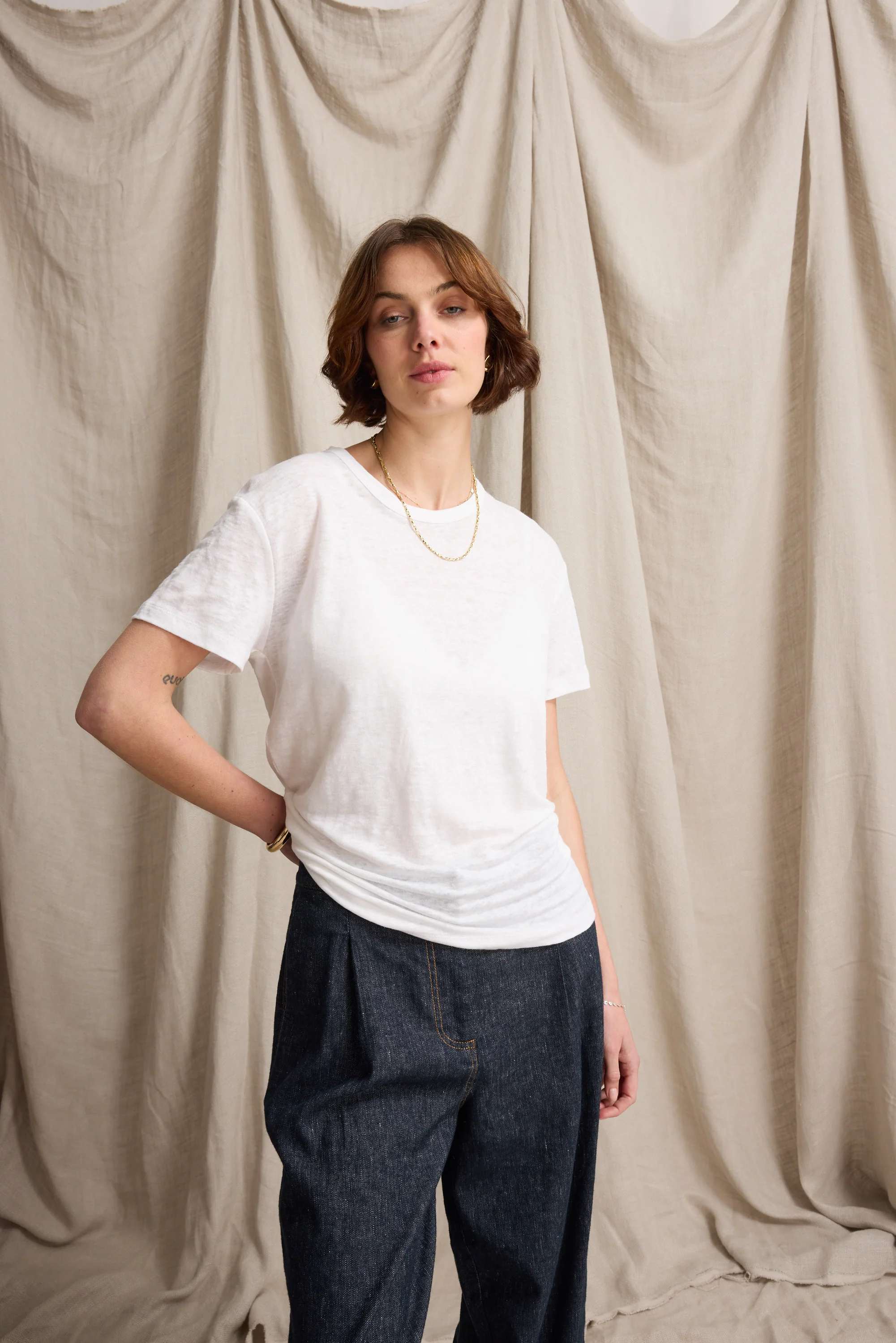 Elementary Linen Crew Neck Tee - Image 3