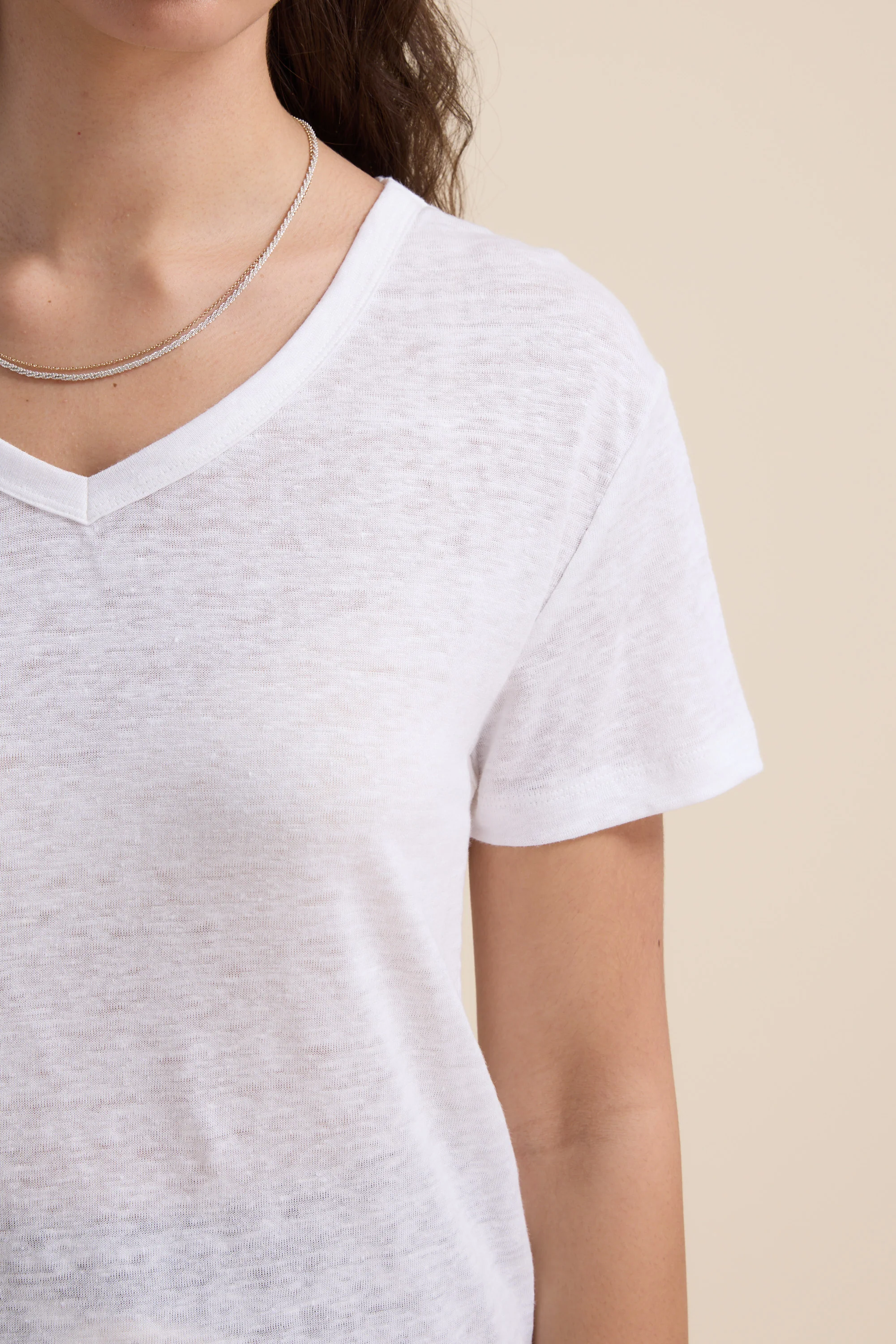 Elementary Linen V Neck Tee - Image 3