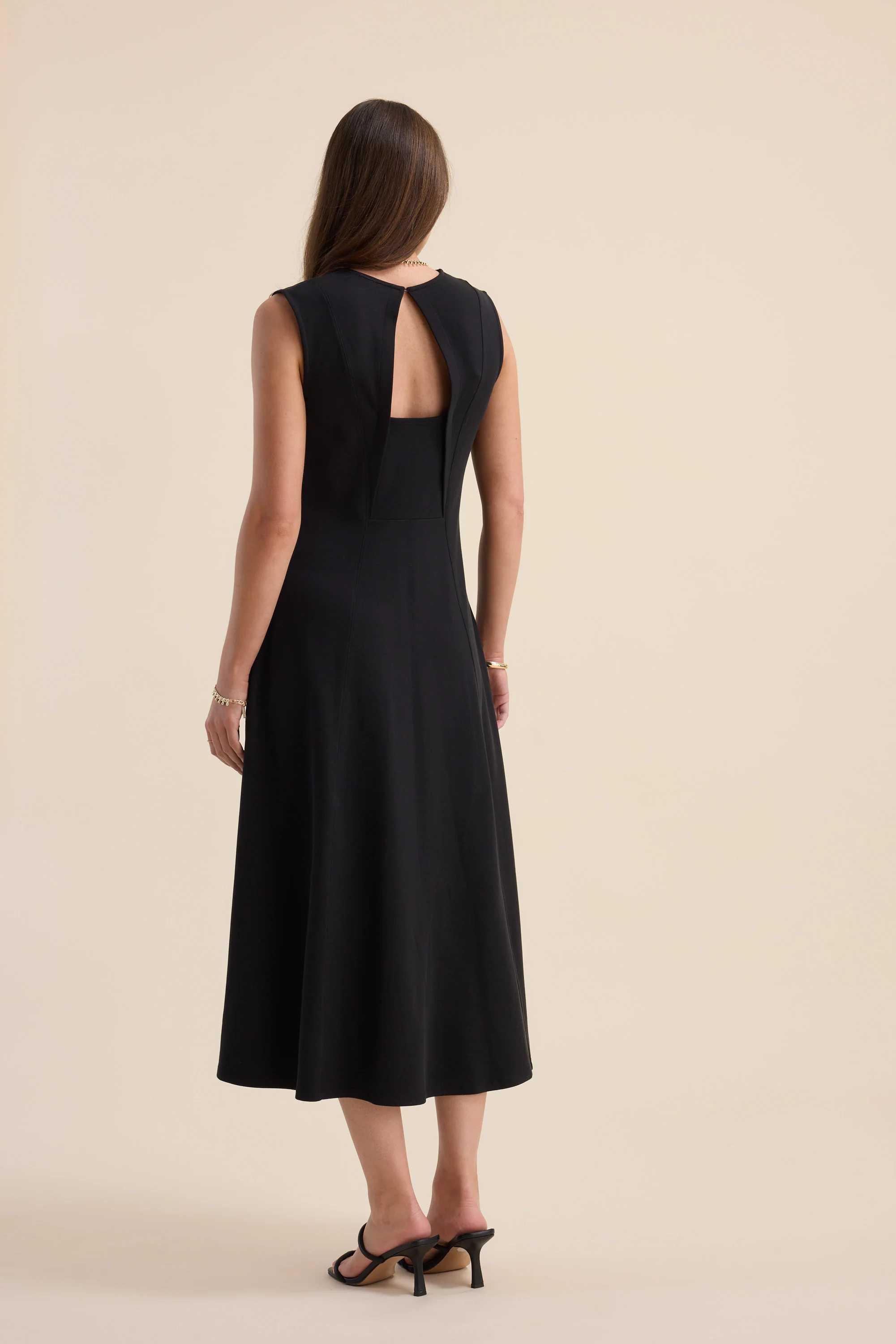 Elementary Sleeveless Midi Dress - Image 8