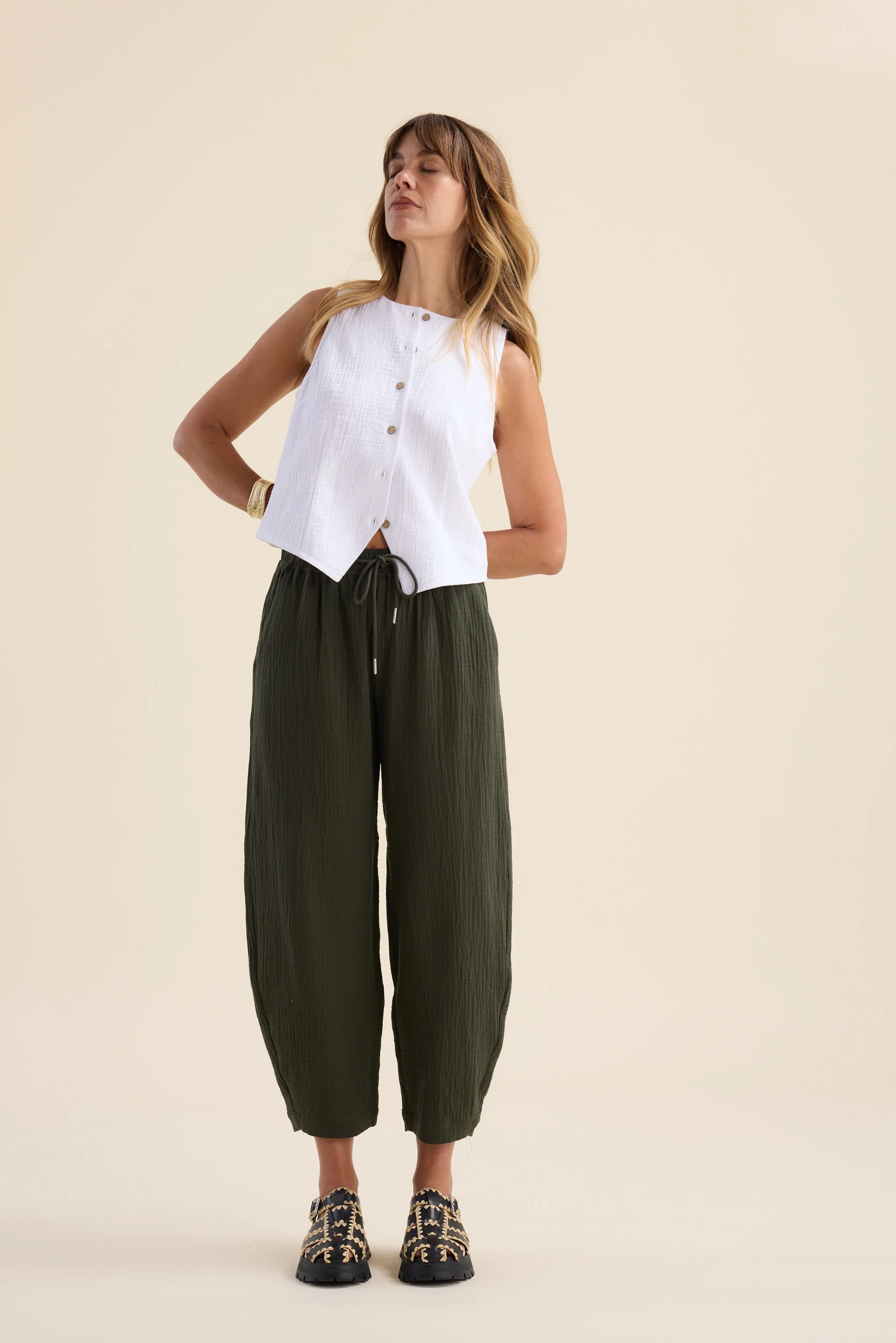 Elementary Textured Balloon Pant - Image 4