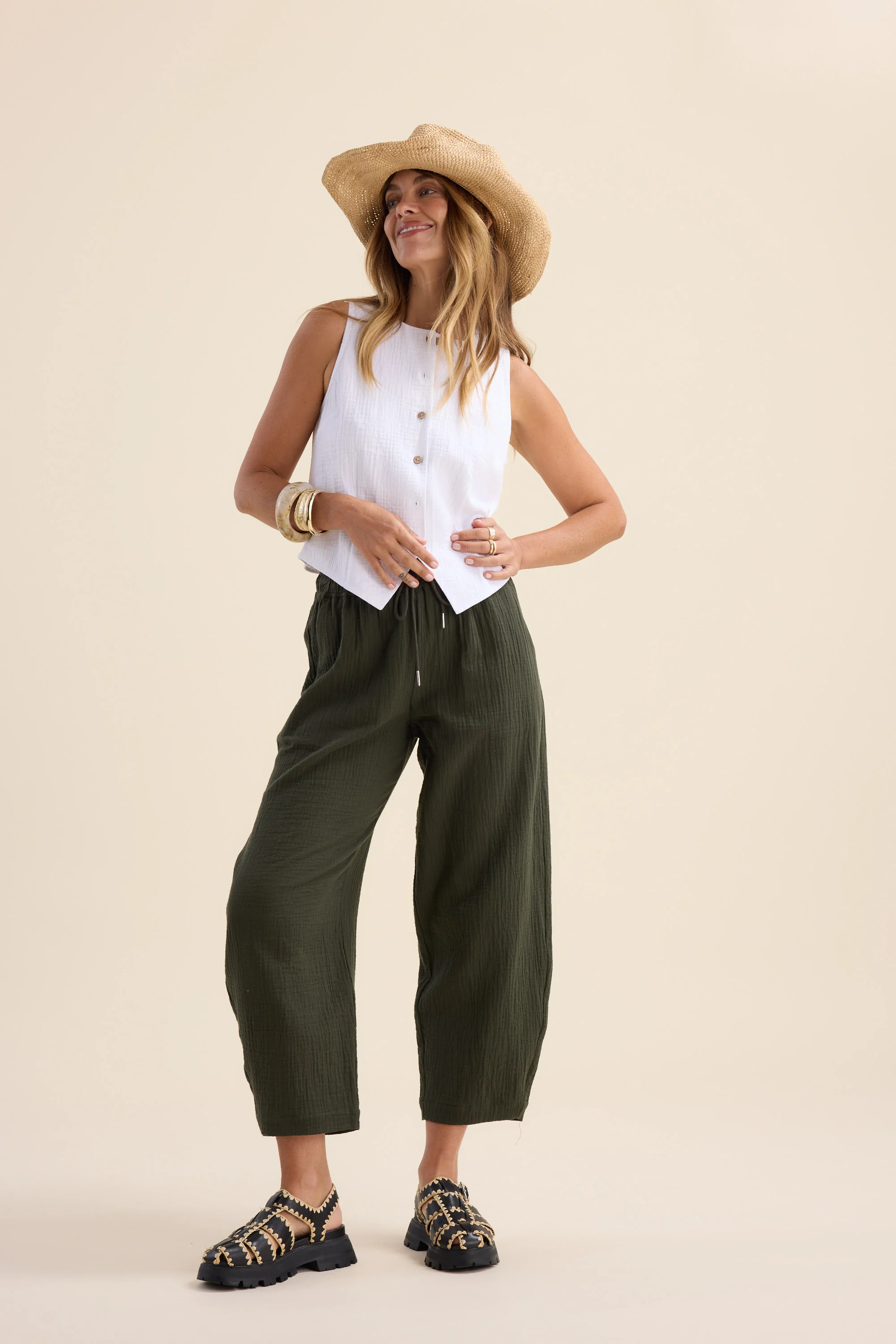 Elementary Textured Balloon Pant - Image 5