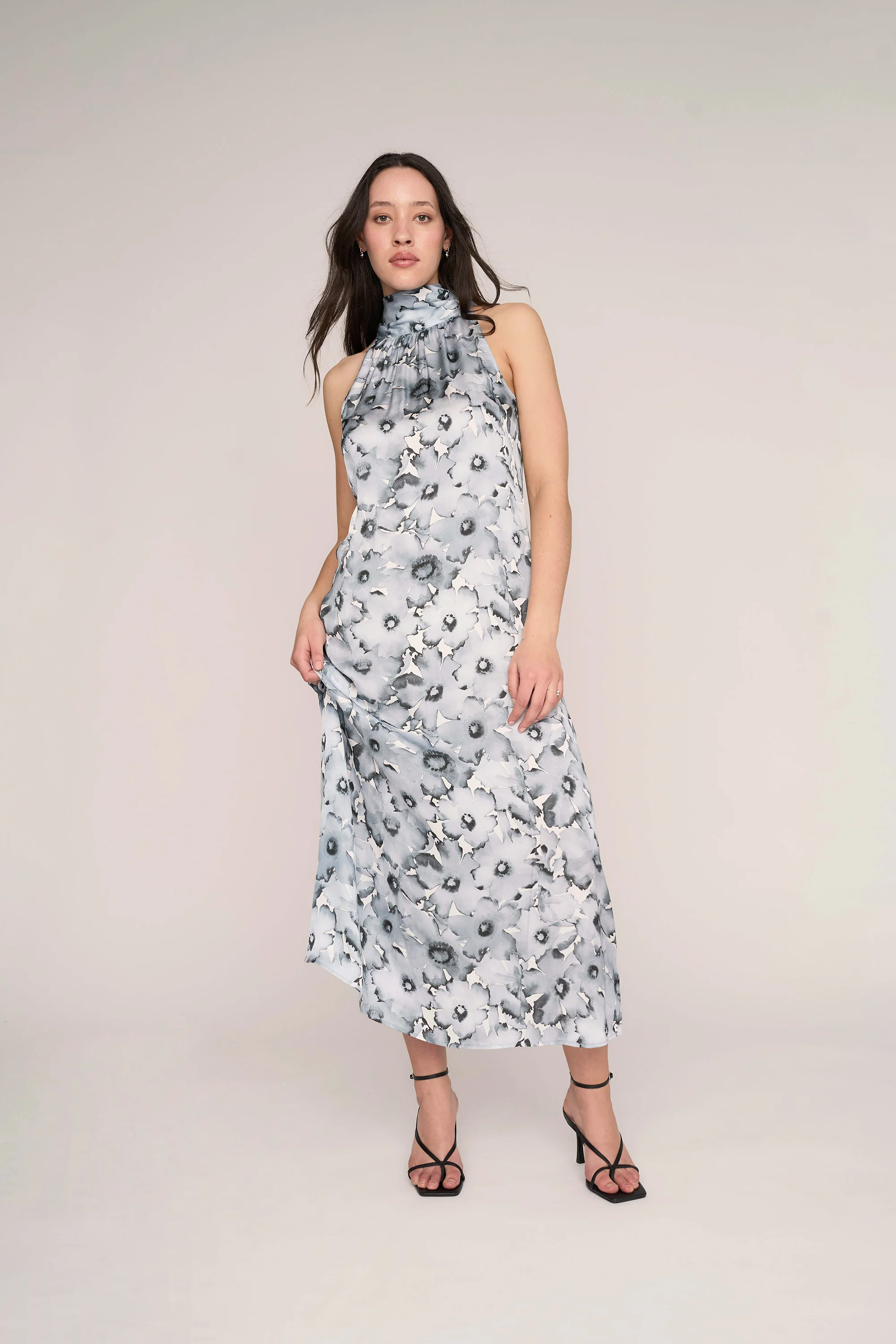Elizabeth Halter Neck Maxi Dress - Image 5