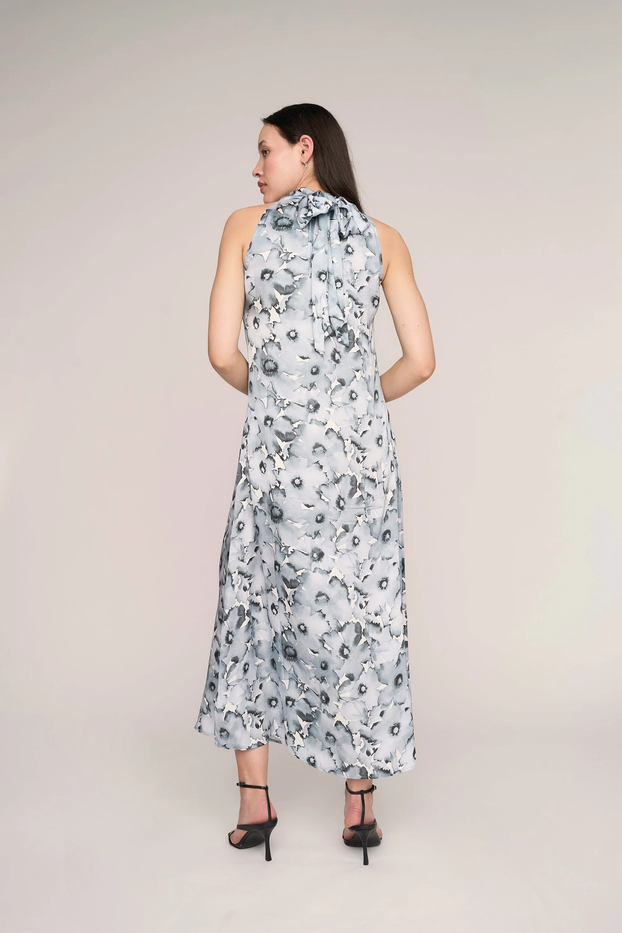 Elizabeth Halter Neck Maxi Dress - Image 6