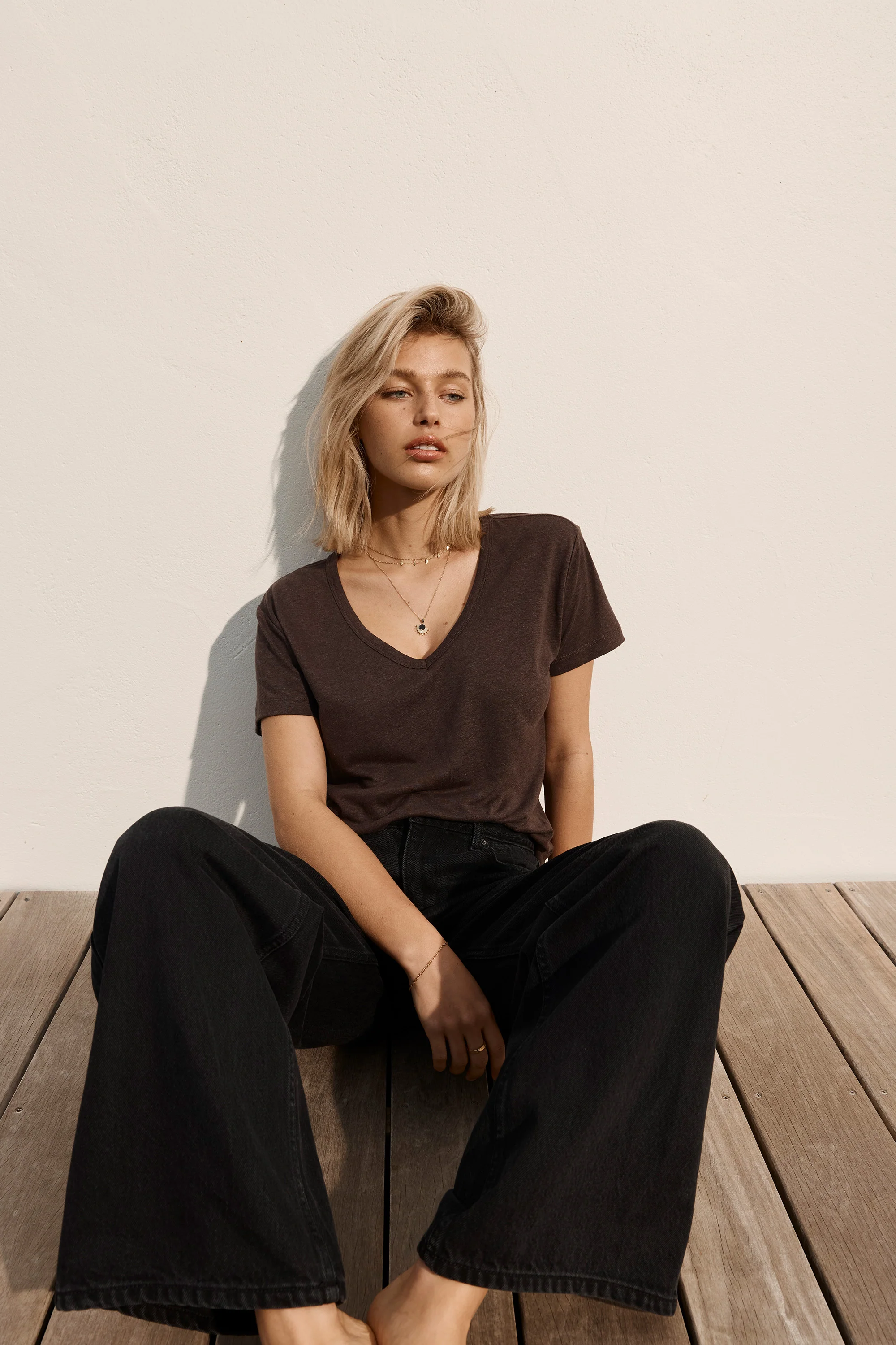 Esther Hemp Blend V Neck Tee - Image 2