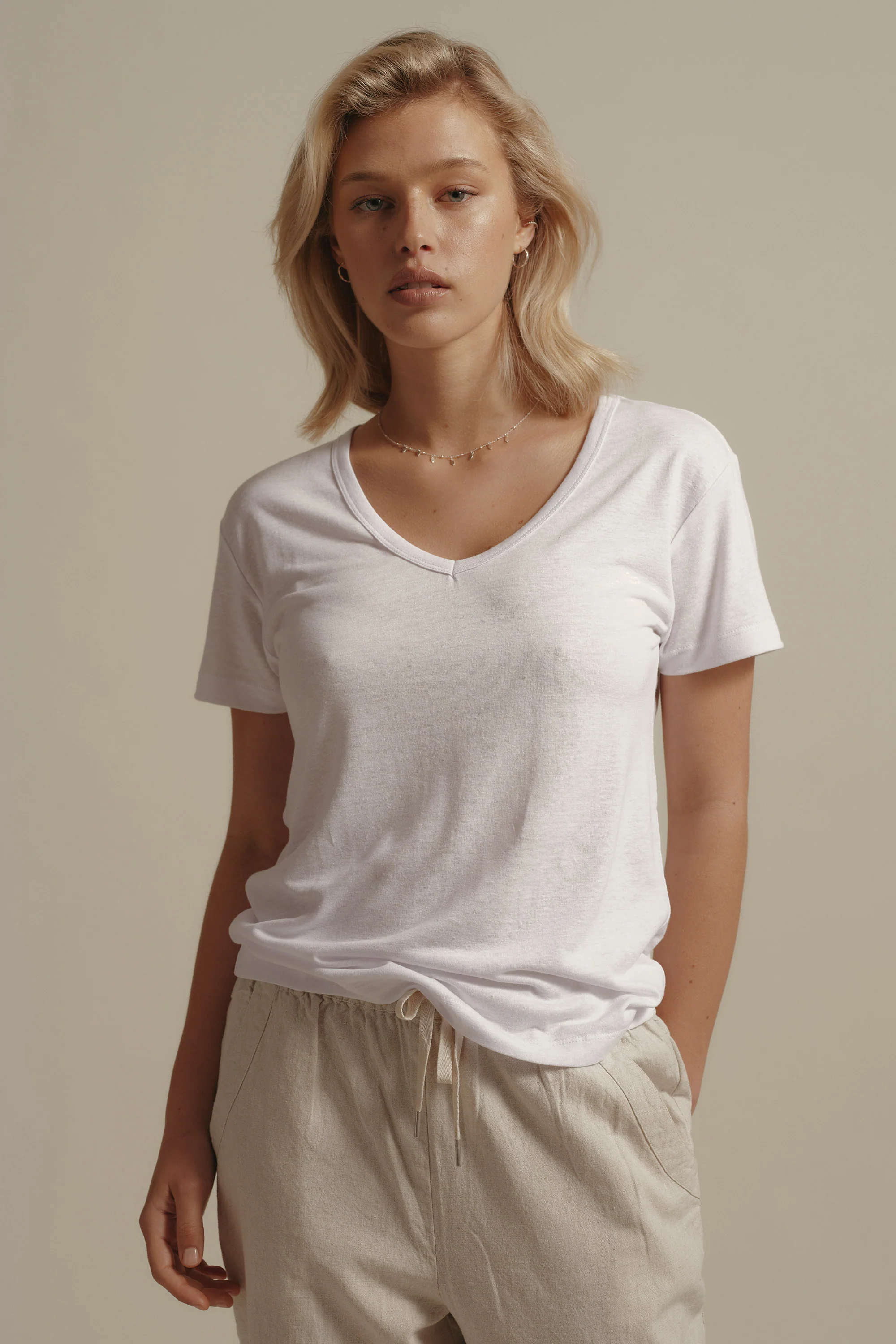 Esther Hemp Blend V Neck Tee - Image 3
