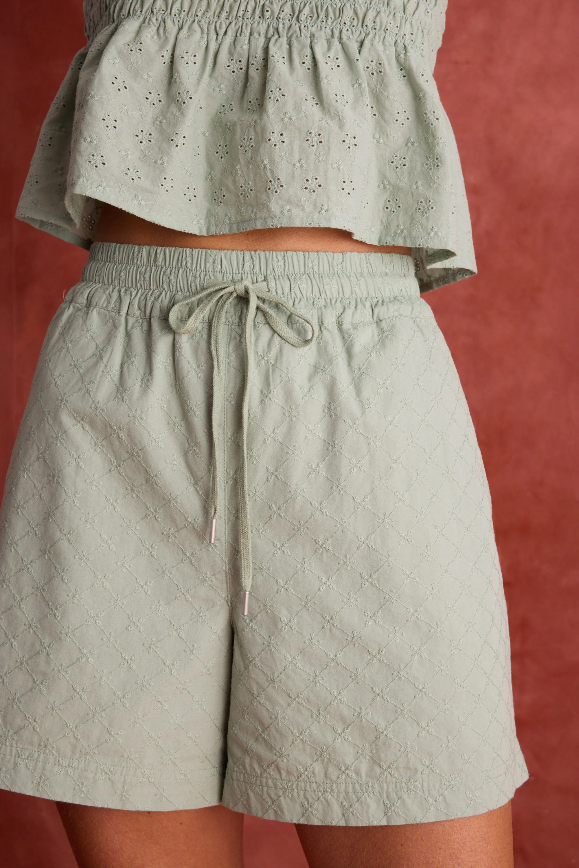 Freya Embroidered Short - Image 3