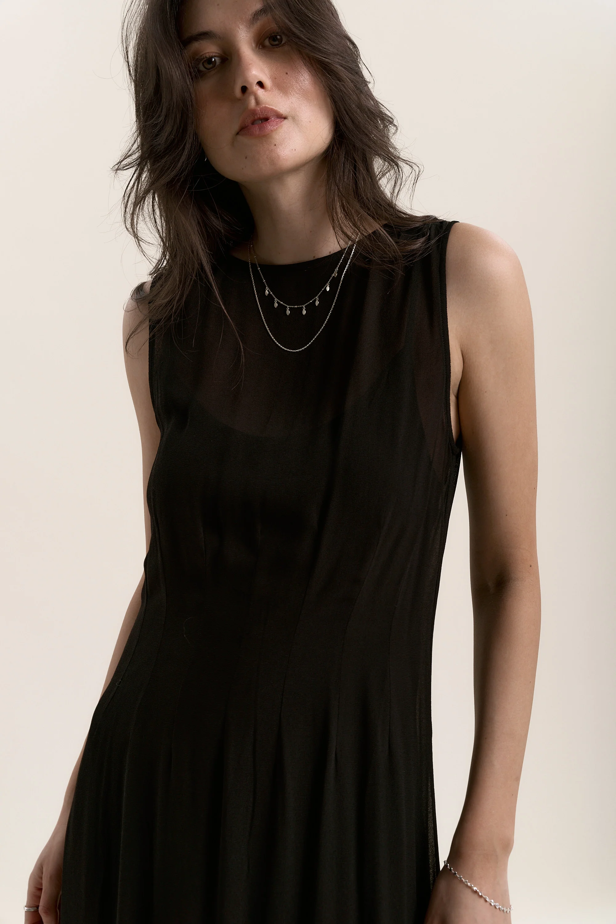 Gina Pleat Detail Dress - Image 3