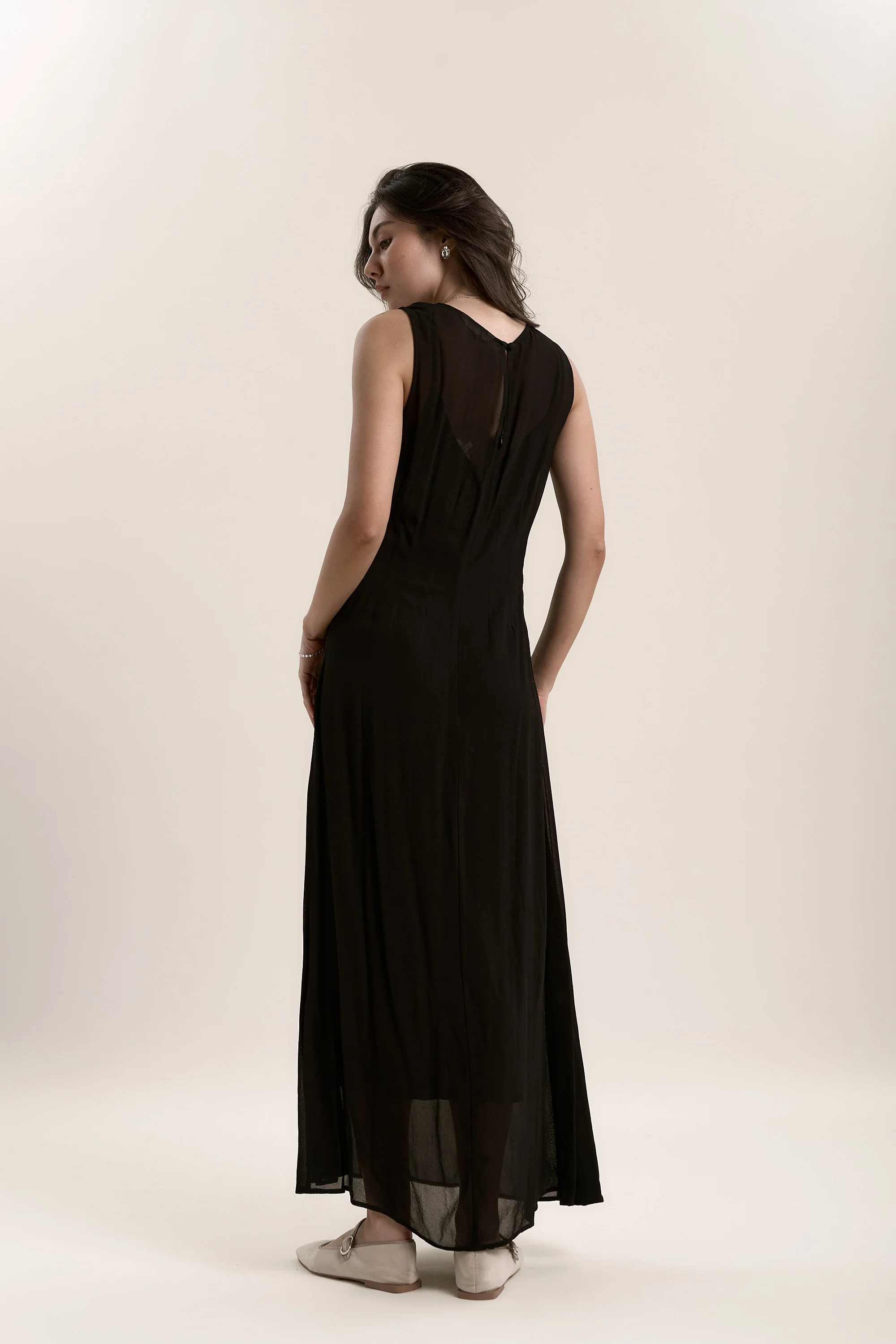 Gina Pleat Detail Dress - Image 6