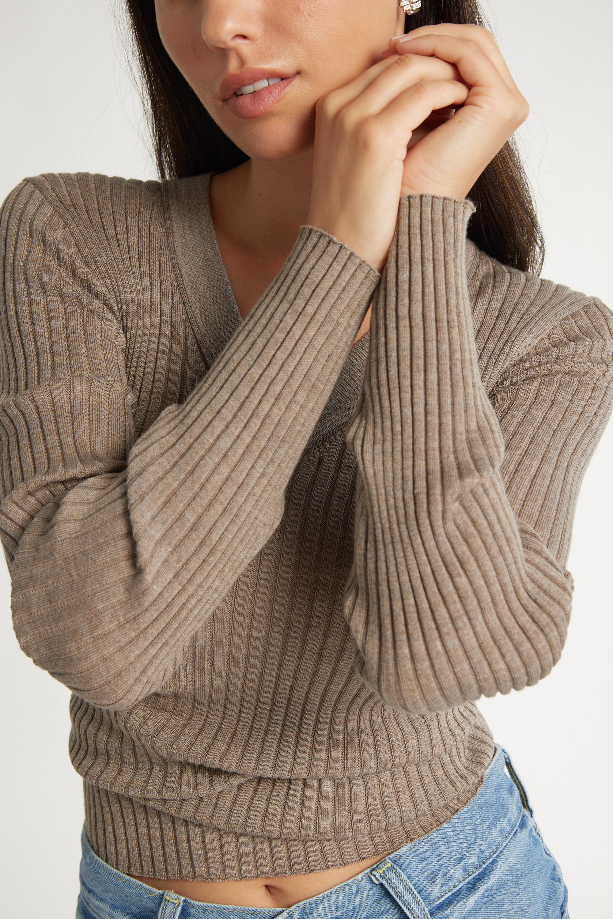 Hudson ZQ Merino V Neck Top - Image 4