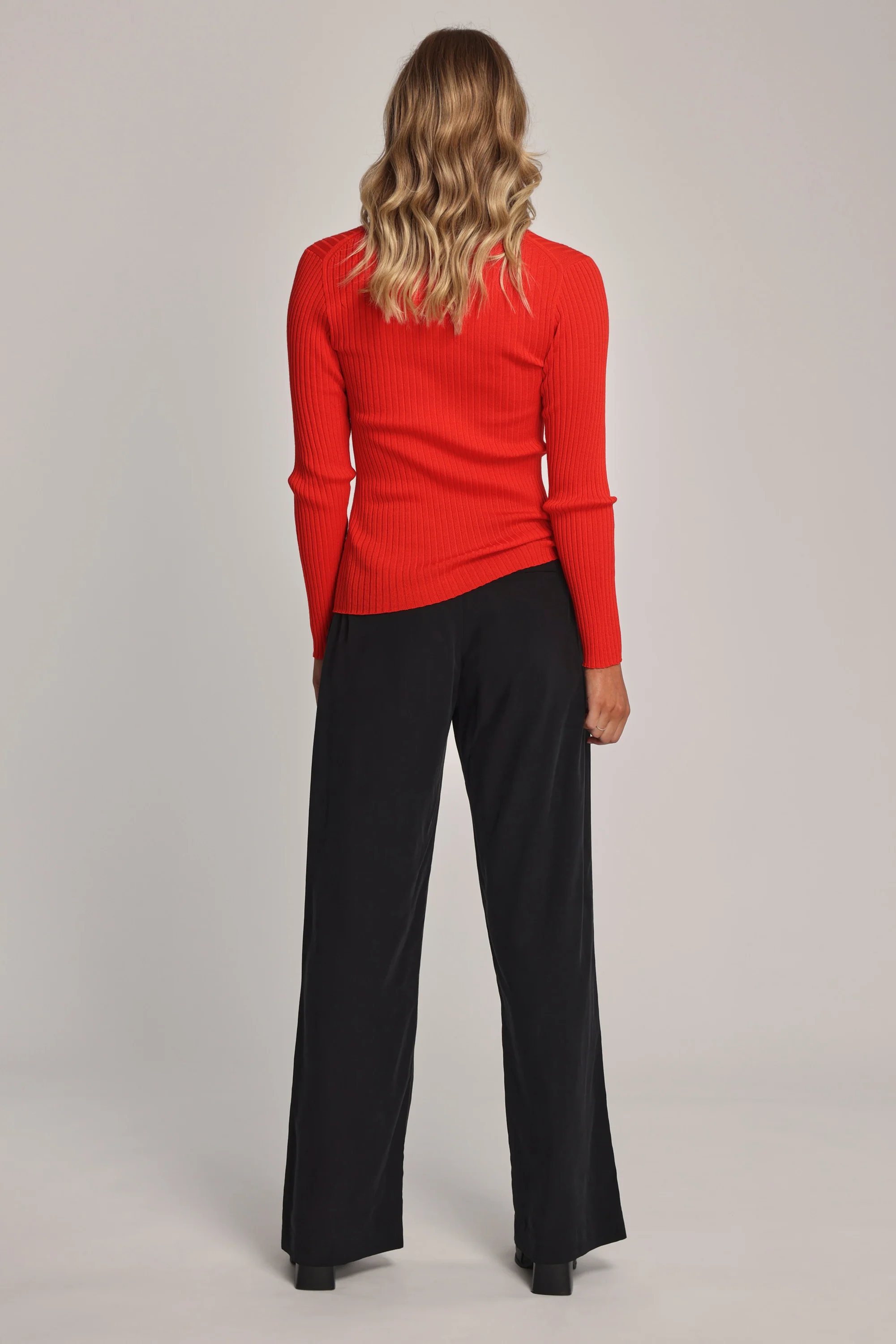 Hudson ZQ Merino V Neck Top - Image 5