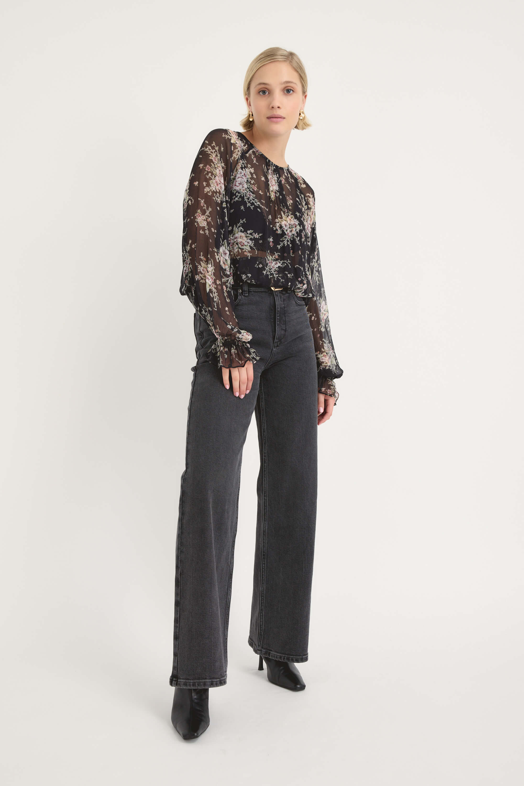 Ingrid Tuck Detail Blouse - Image 2