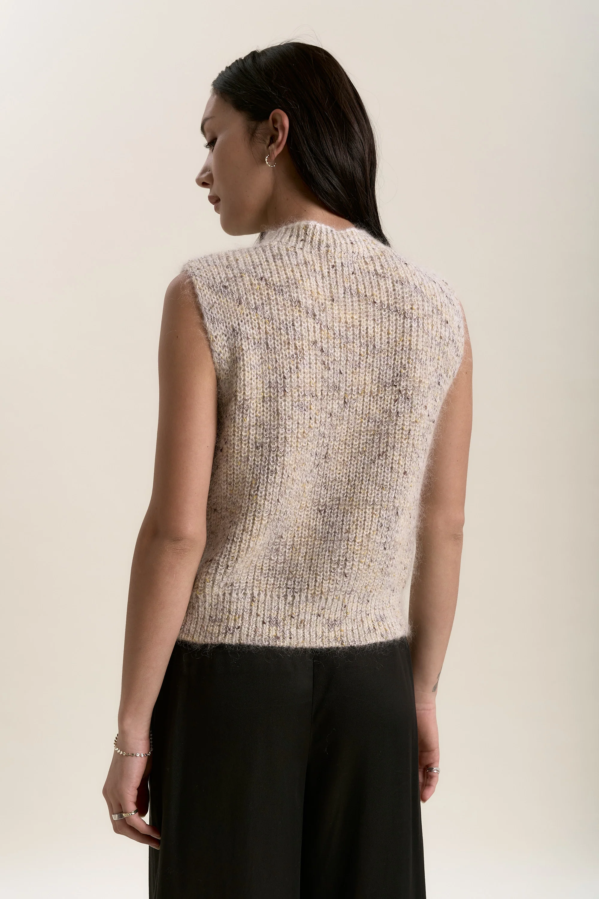 Isla Knitted Vest - Image 6