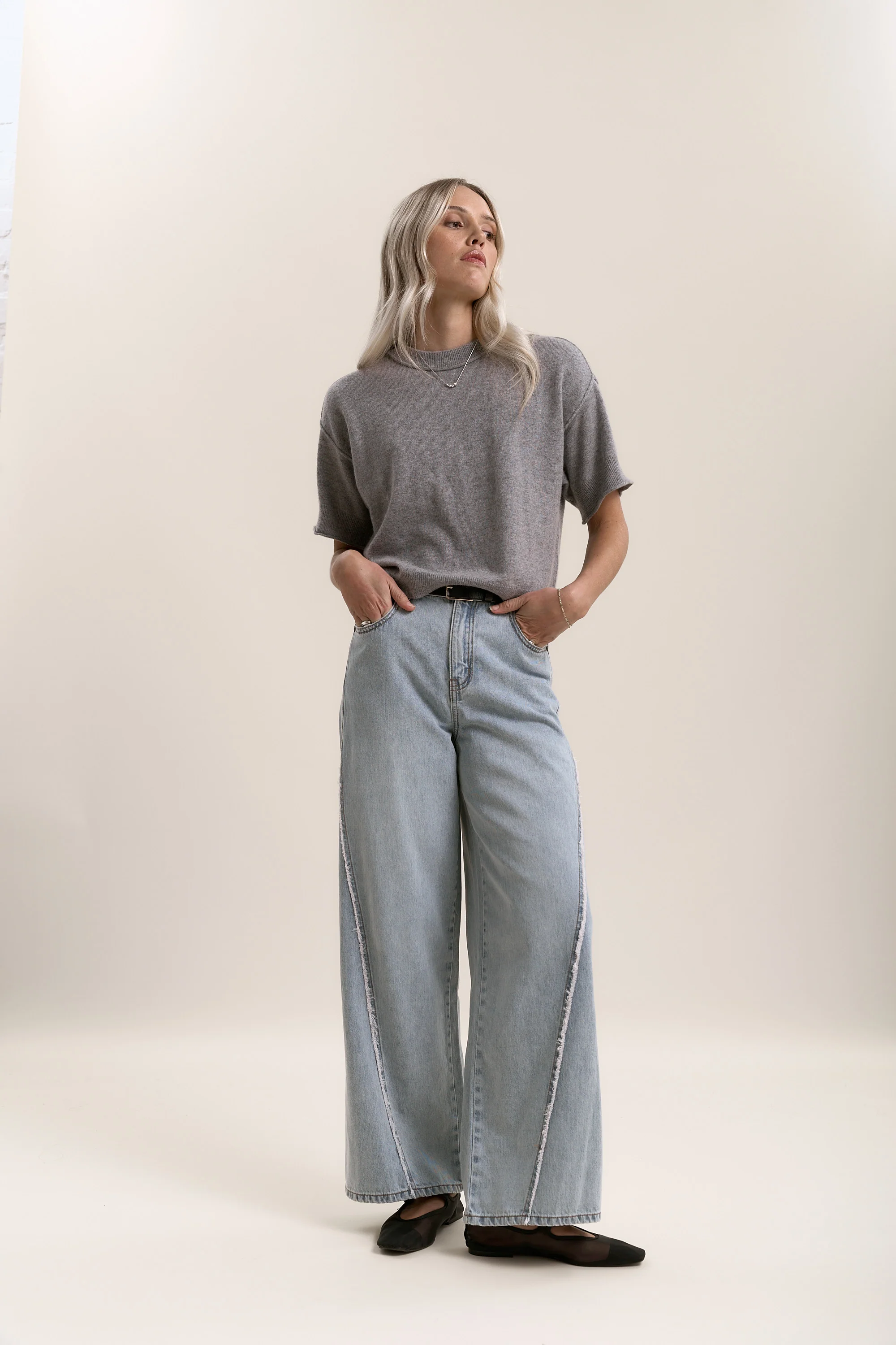 Jacksonville Frayed Detail Jeans - Image 3
