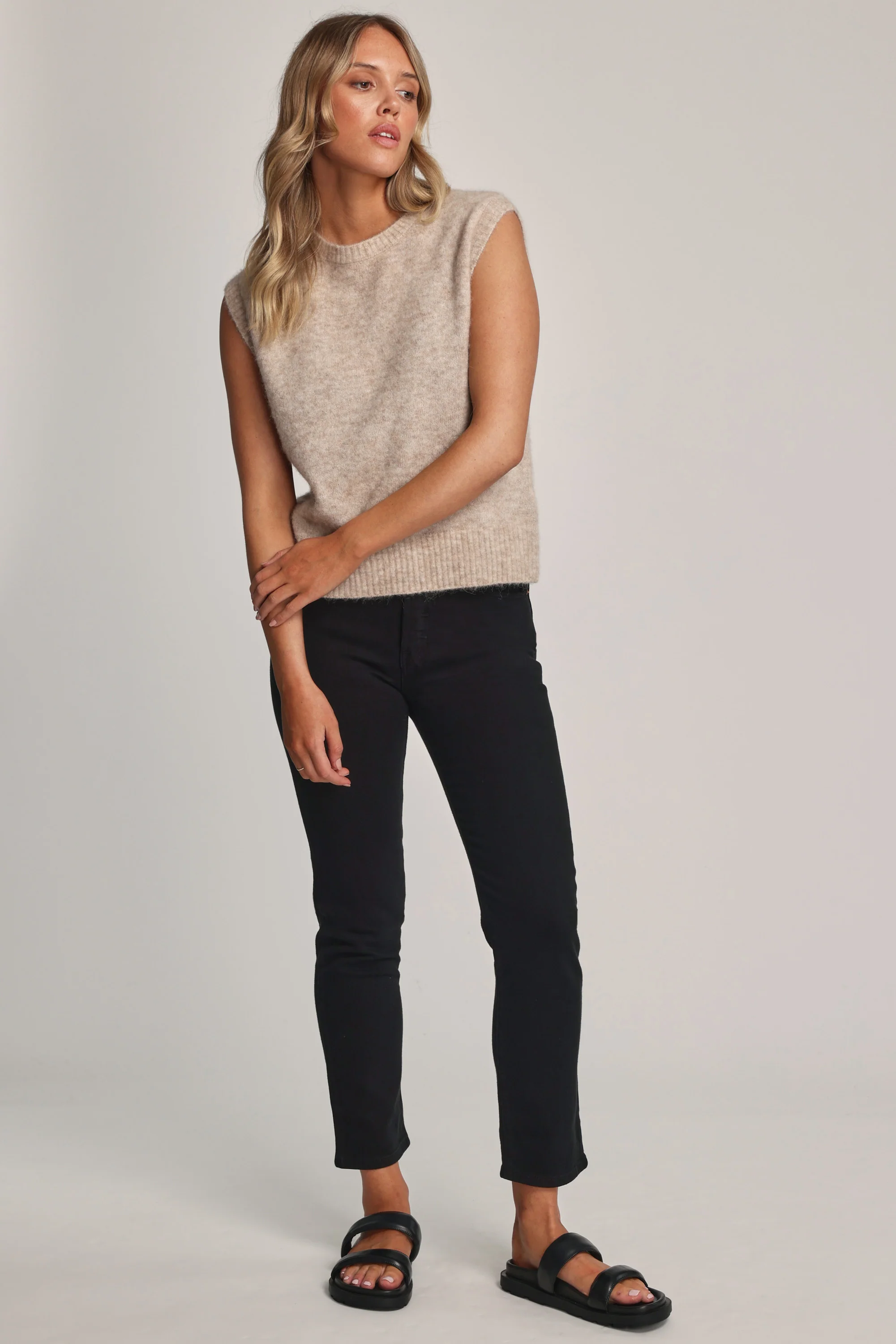 Levi's 501 Crop Jeans - Image 2