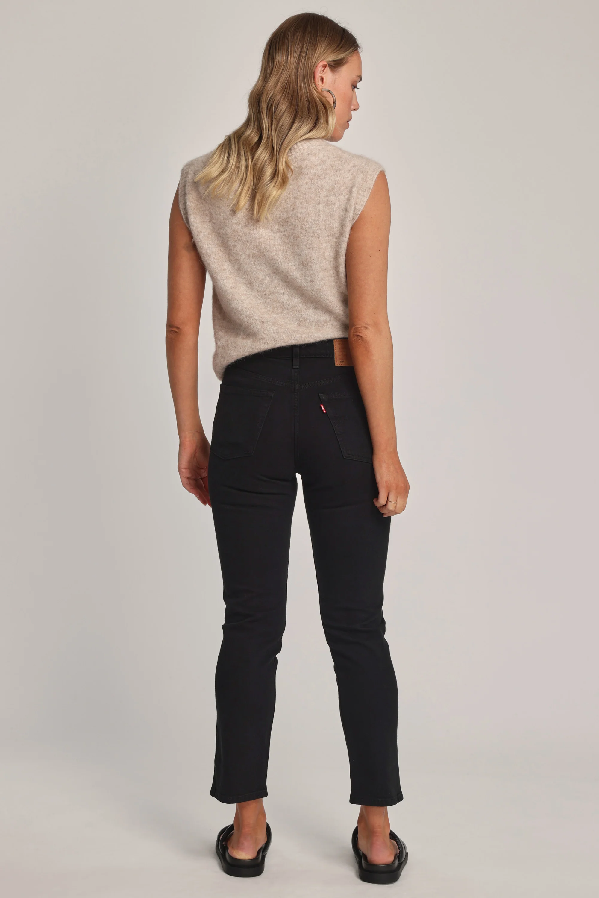 Levi's 501 Crop Jeans - Image 5