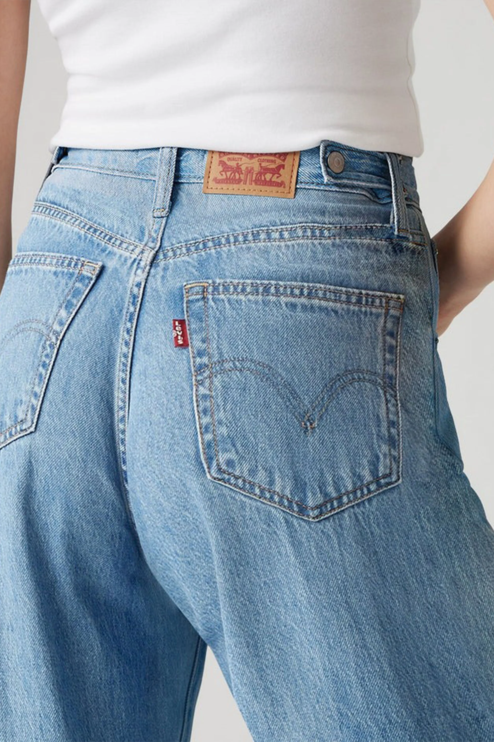 Levi's Cinch Baggy Jeans - Image 4