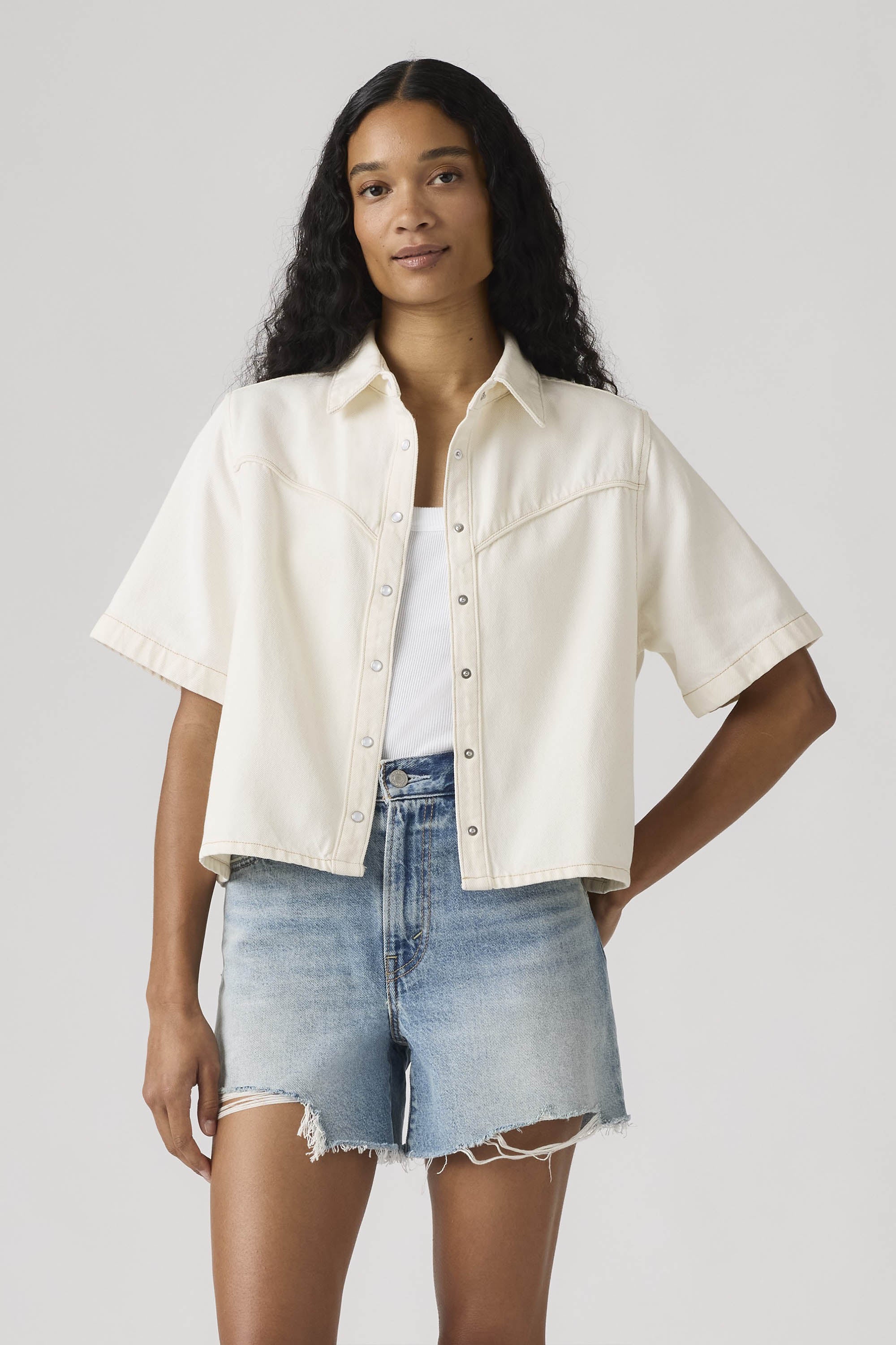 Levi's Short Sleeve Denim Shirt - Image 2