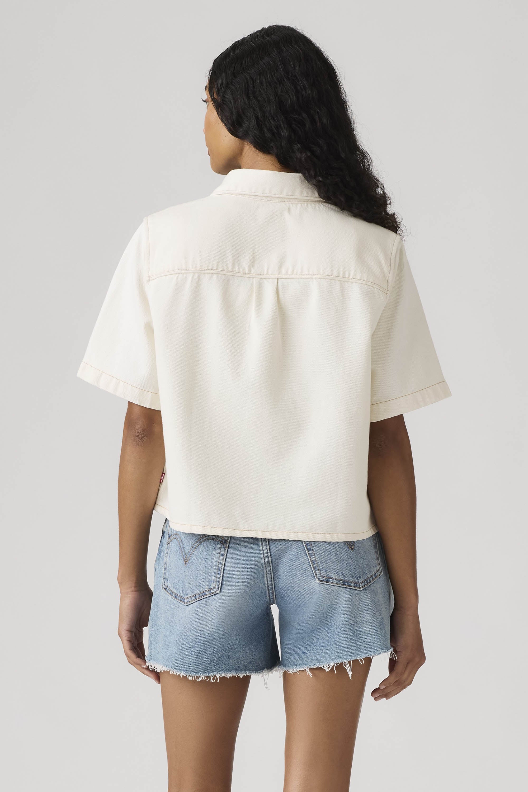 Levi's Short Sleeve Denim Shirt - Image 4