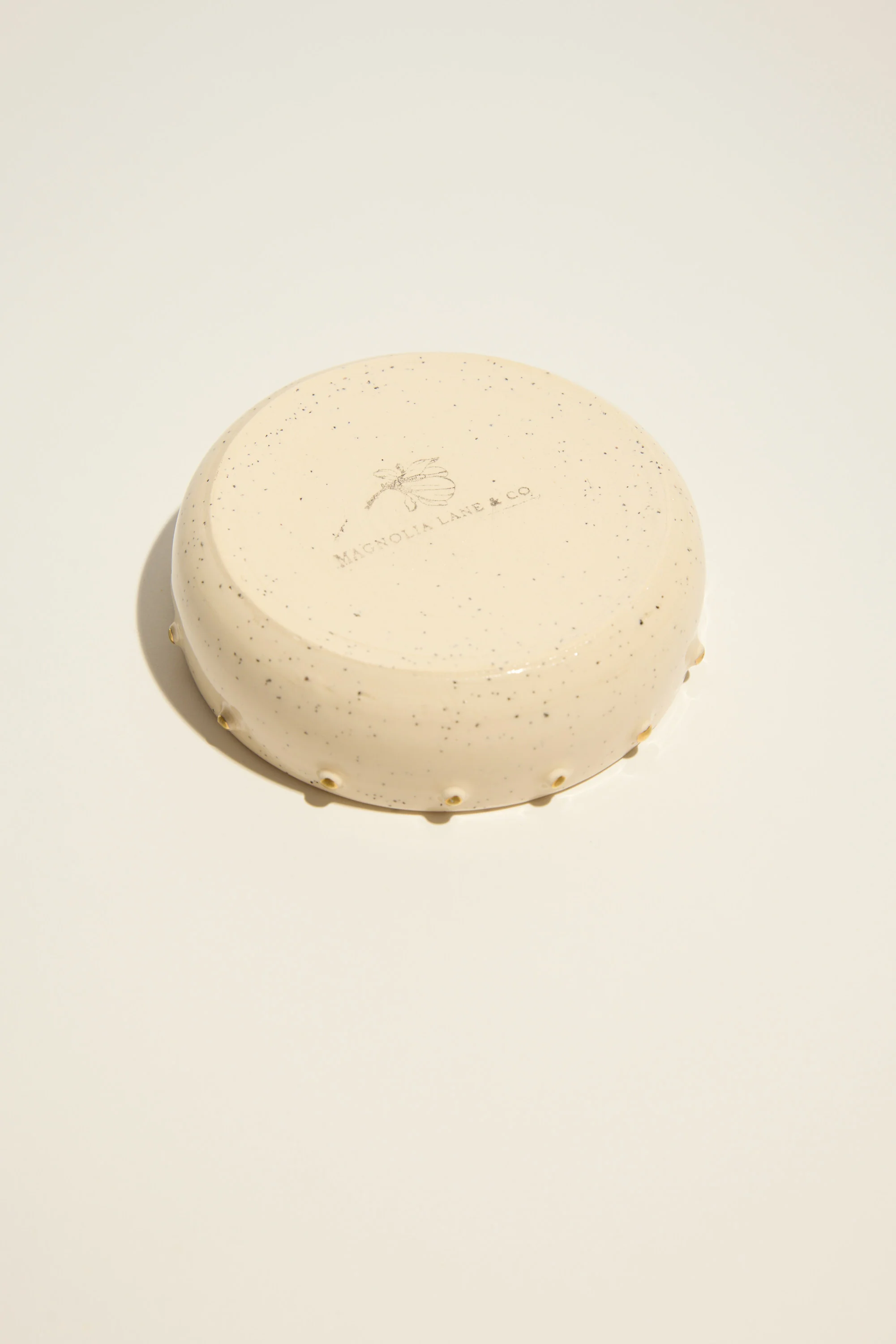 Magnolia Lane Gold Trim Ring Bowl - Image 4