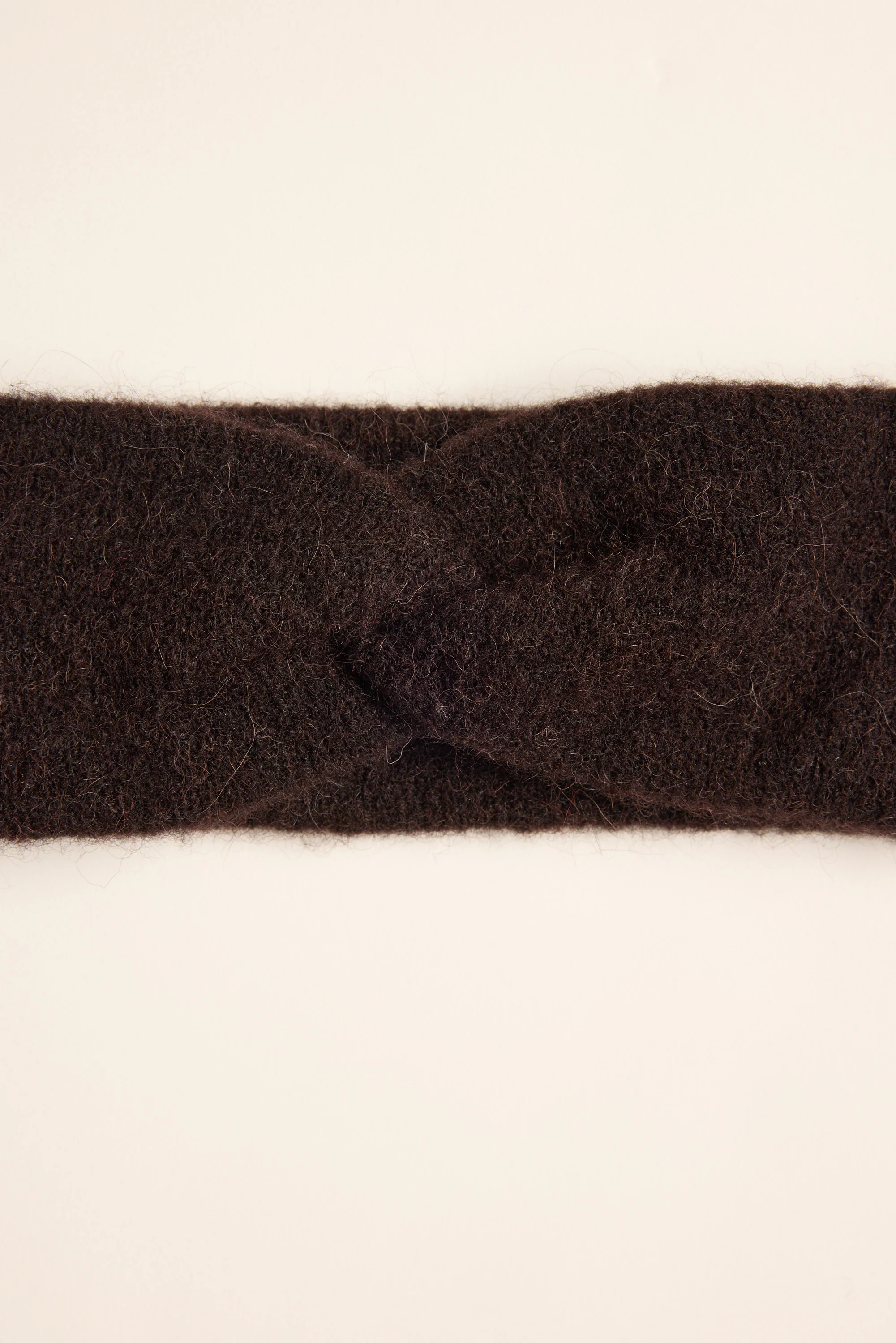 Mel Luxe Whisper Knit Knot Headband - Image 3