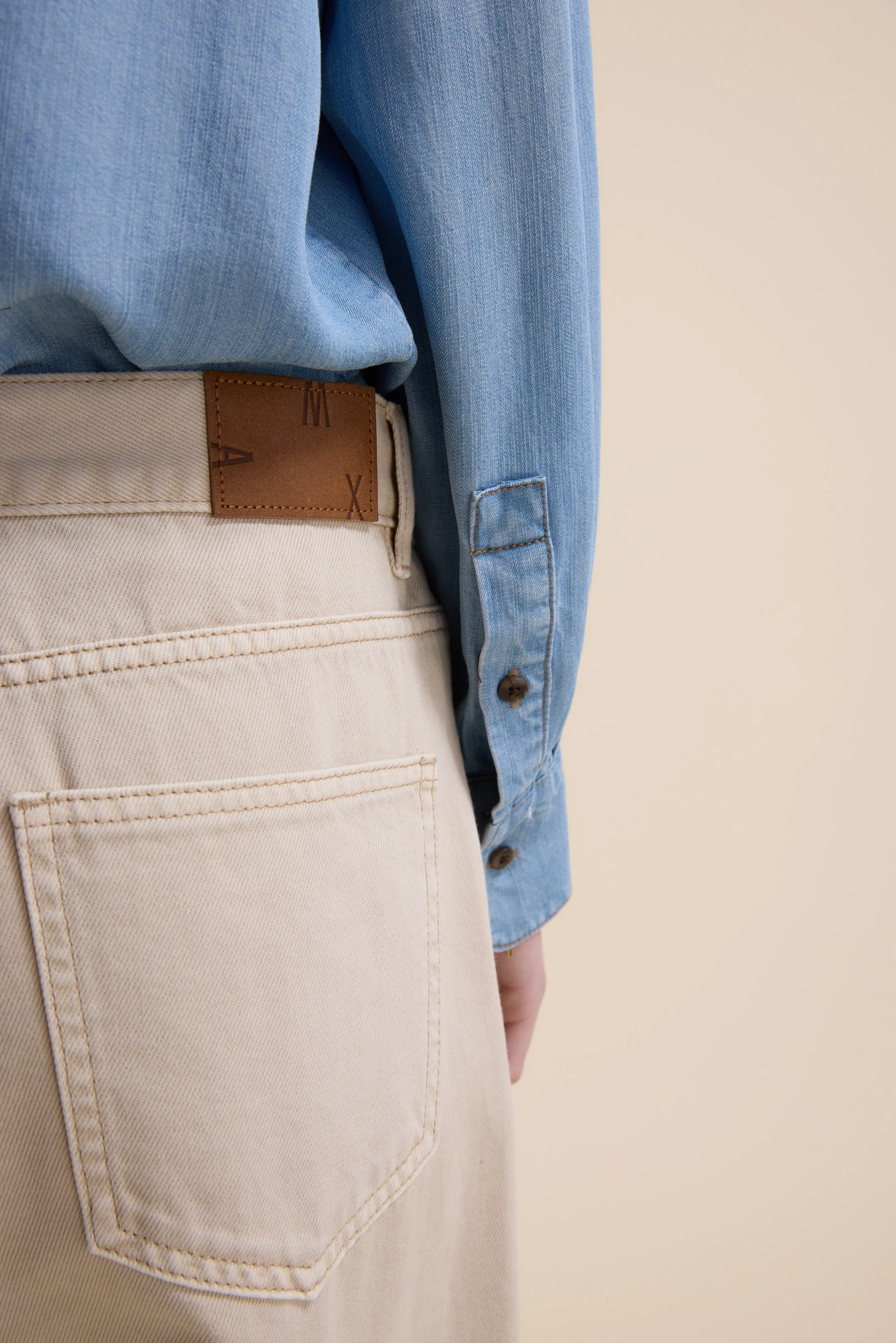 Montreal Barrel Leg Jeans - Image 5