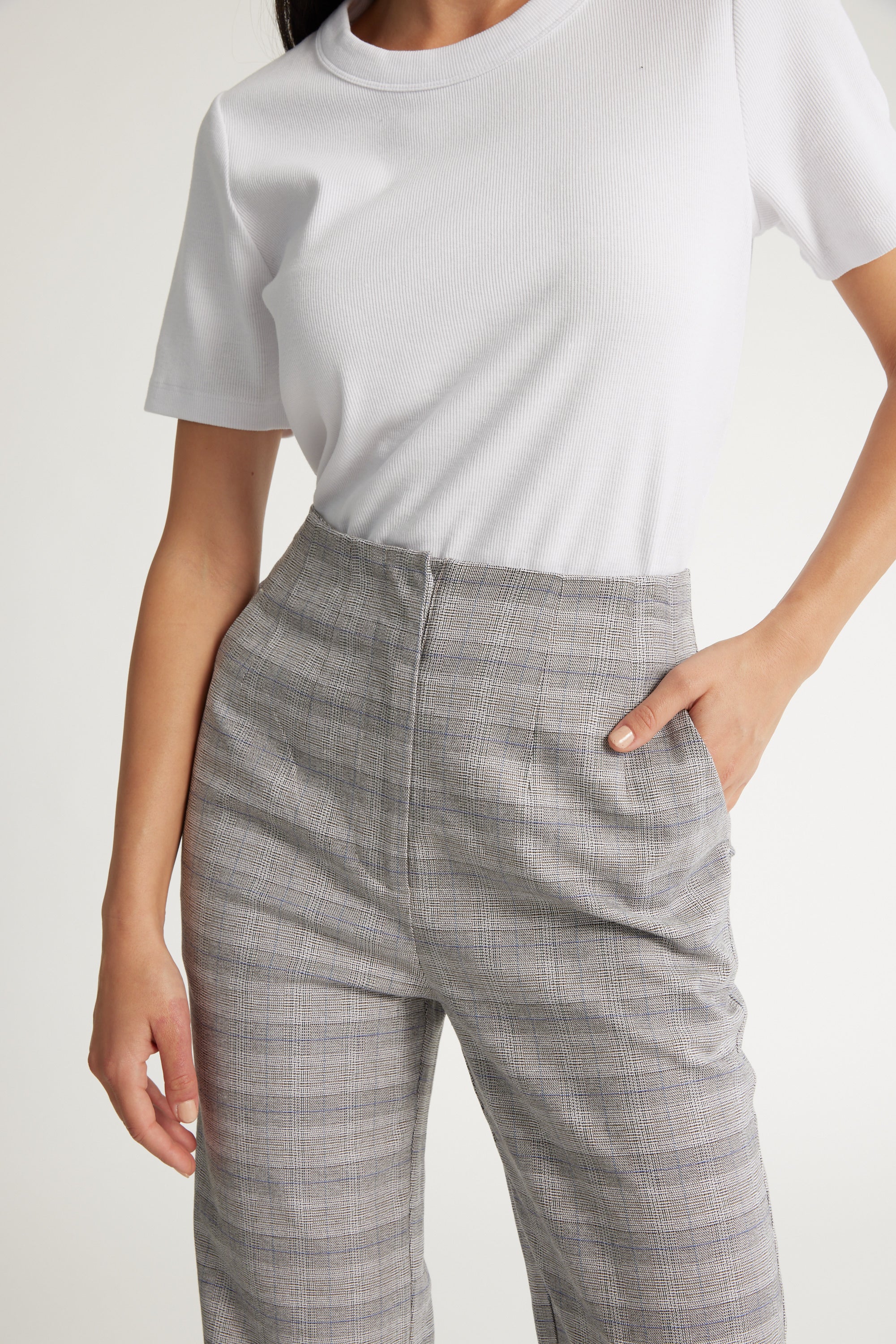 Nyla Tapered Leg Pant - Image 2