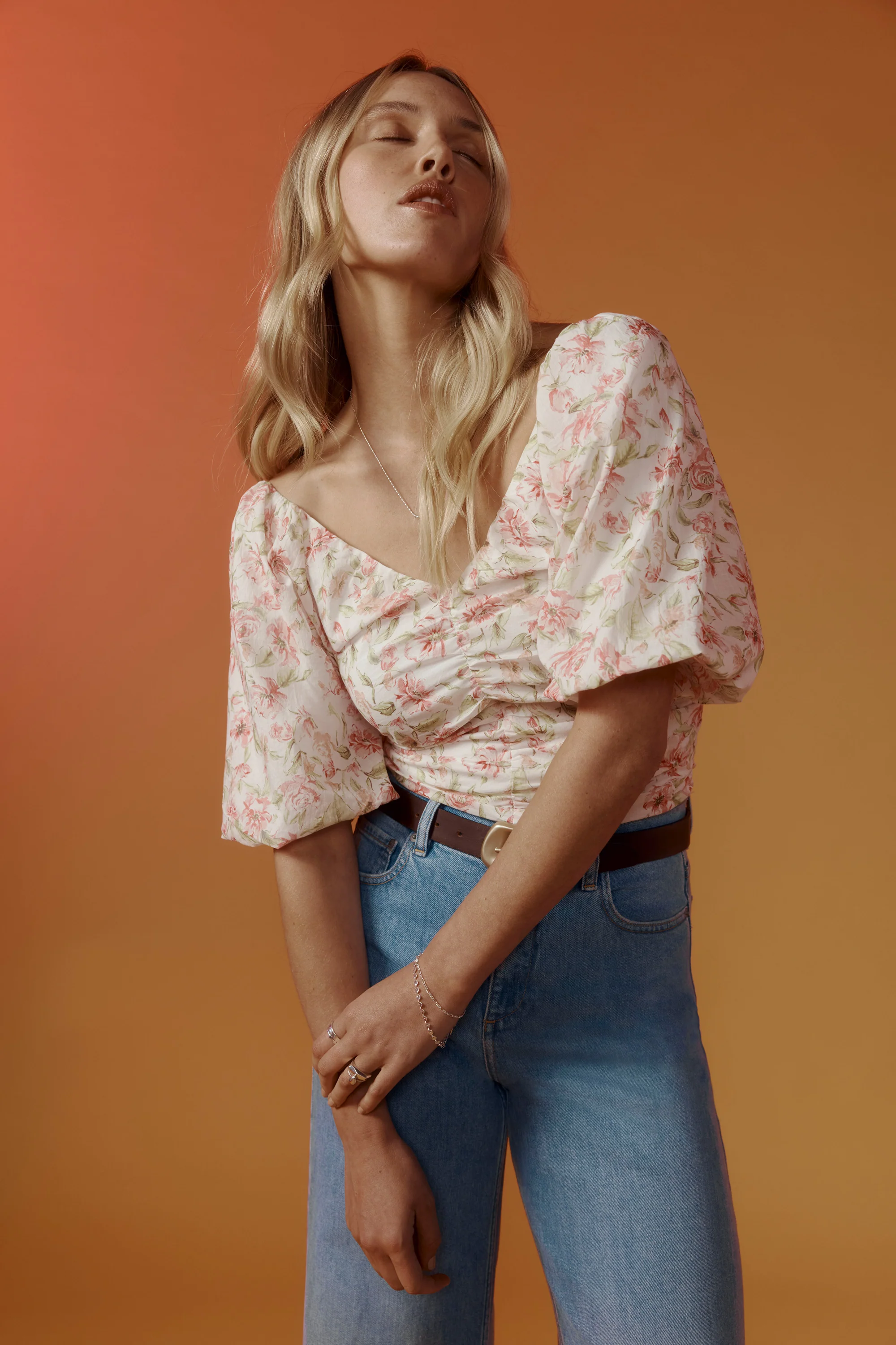 Petal Puff Detail Blouse - Image 4