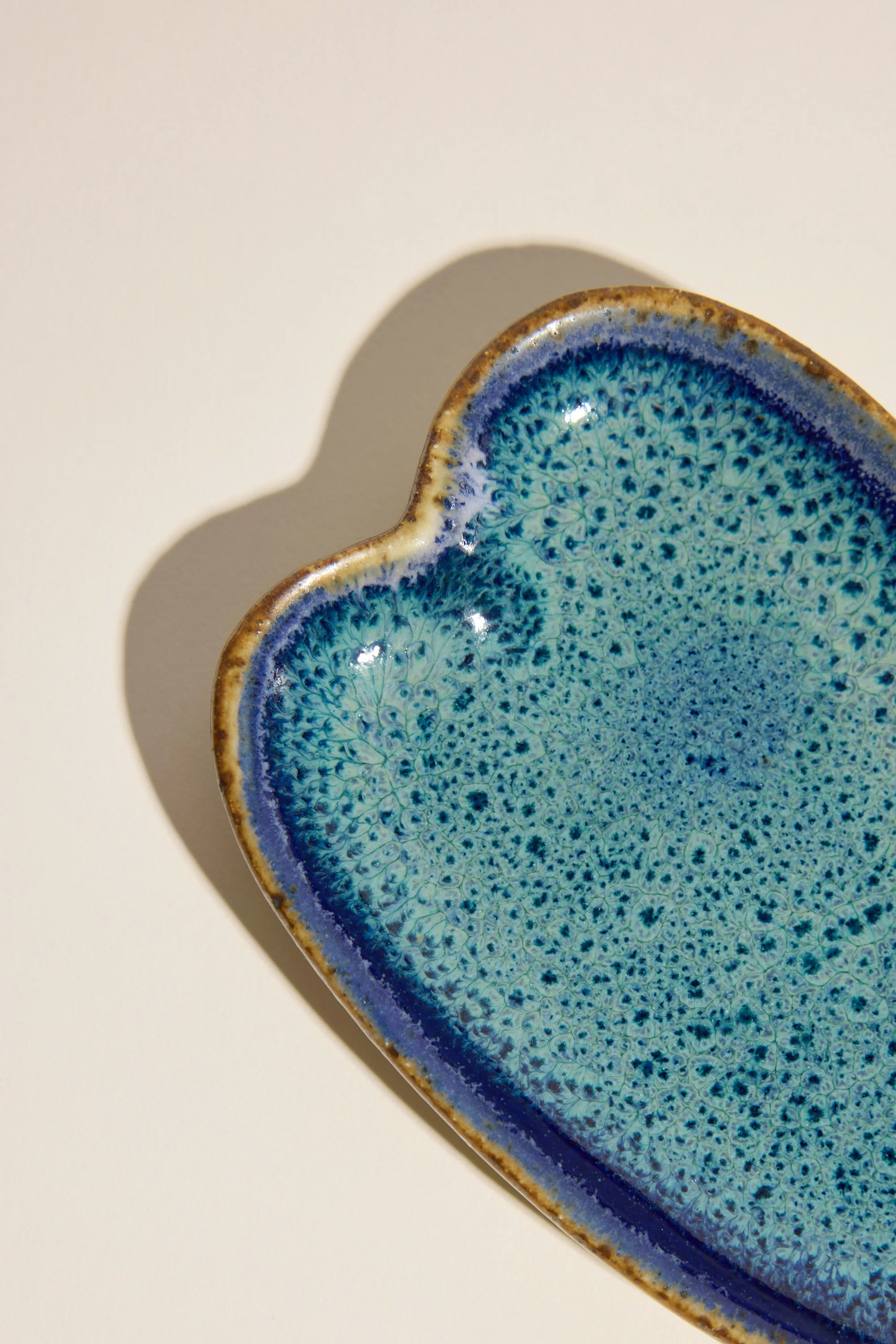 Pottery For The Planet Leaf Condiment Dish - Image 2