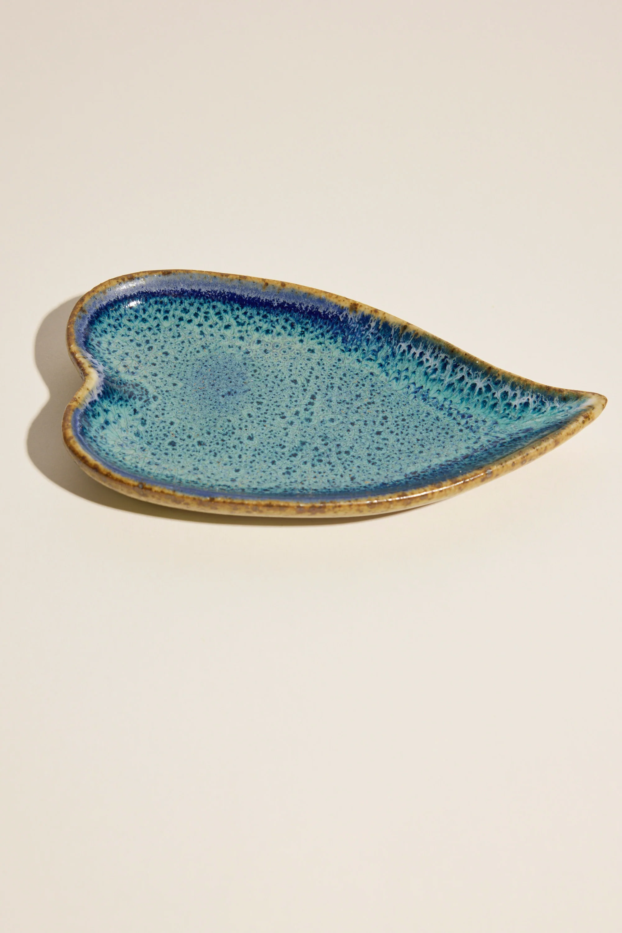 Pottery For The Planet Leaf Condiment Dish - Image 4