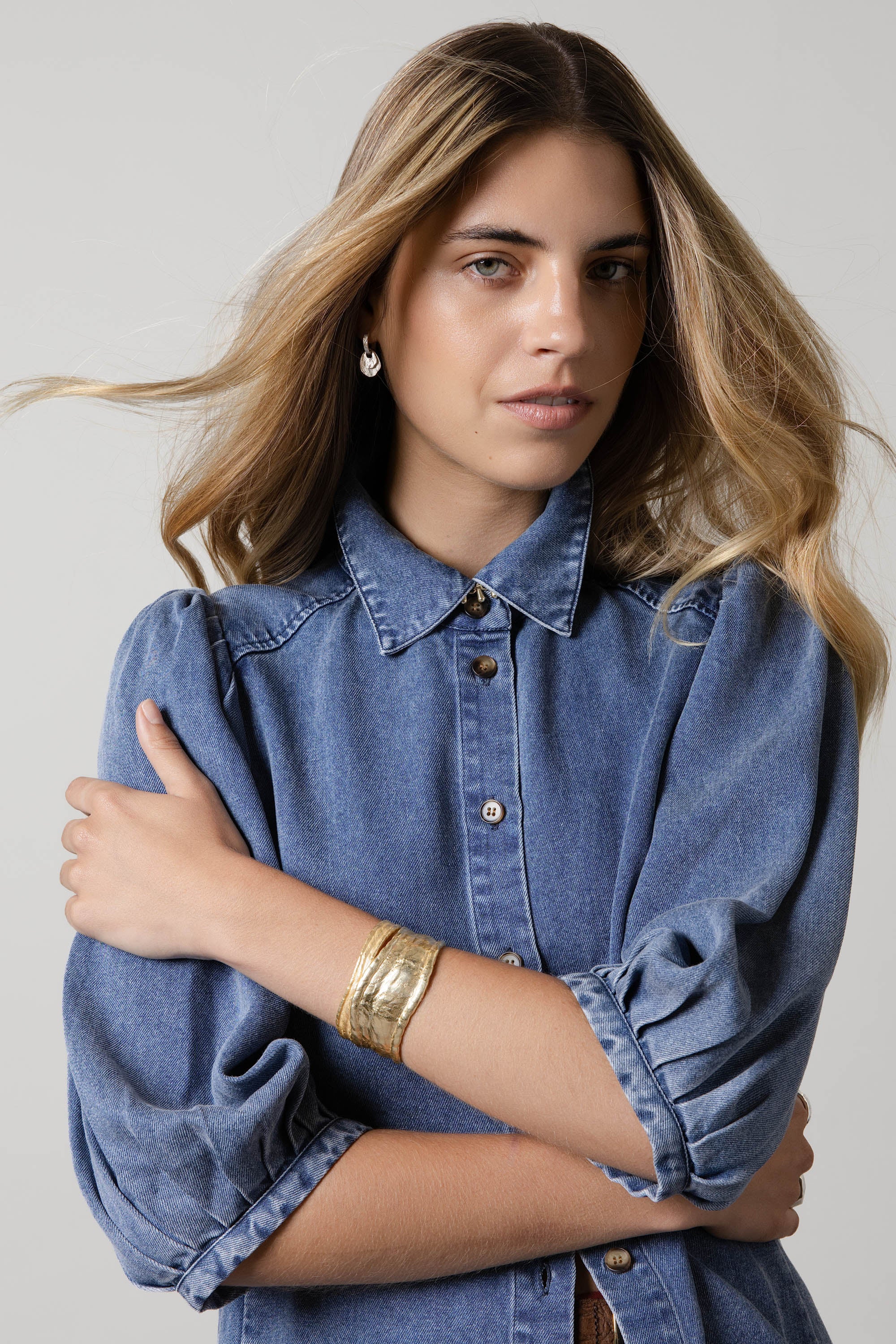Ruby Denim Gather Sleeve Shirt - Image 2