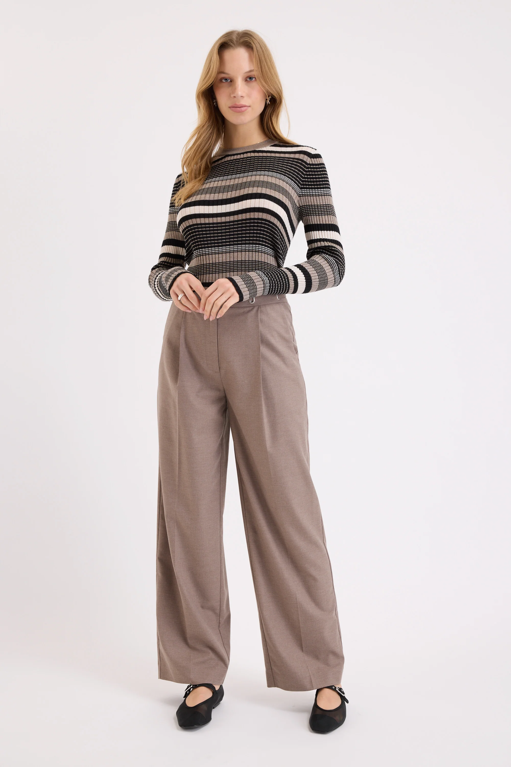 Sarah Buckle Detail Pant - Image 3