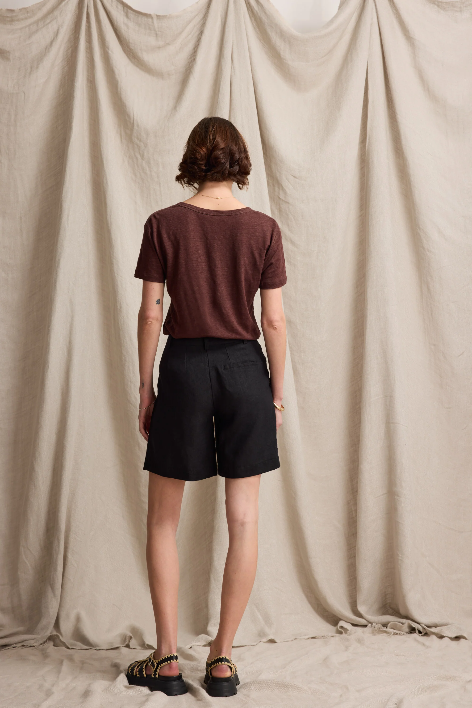 Sienna Long Linen Short - Image 5