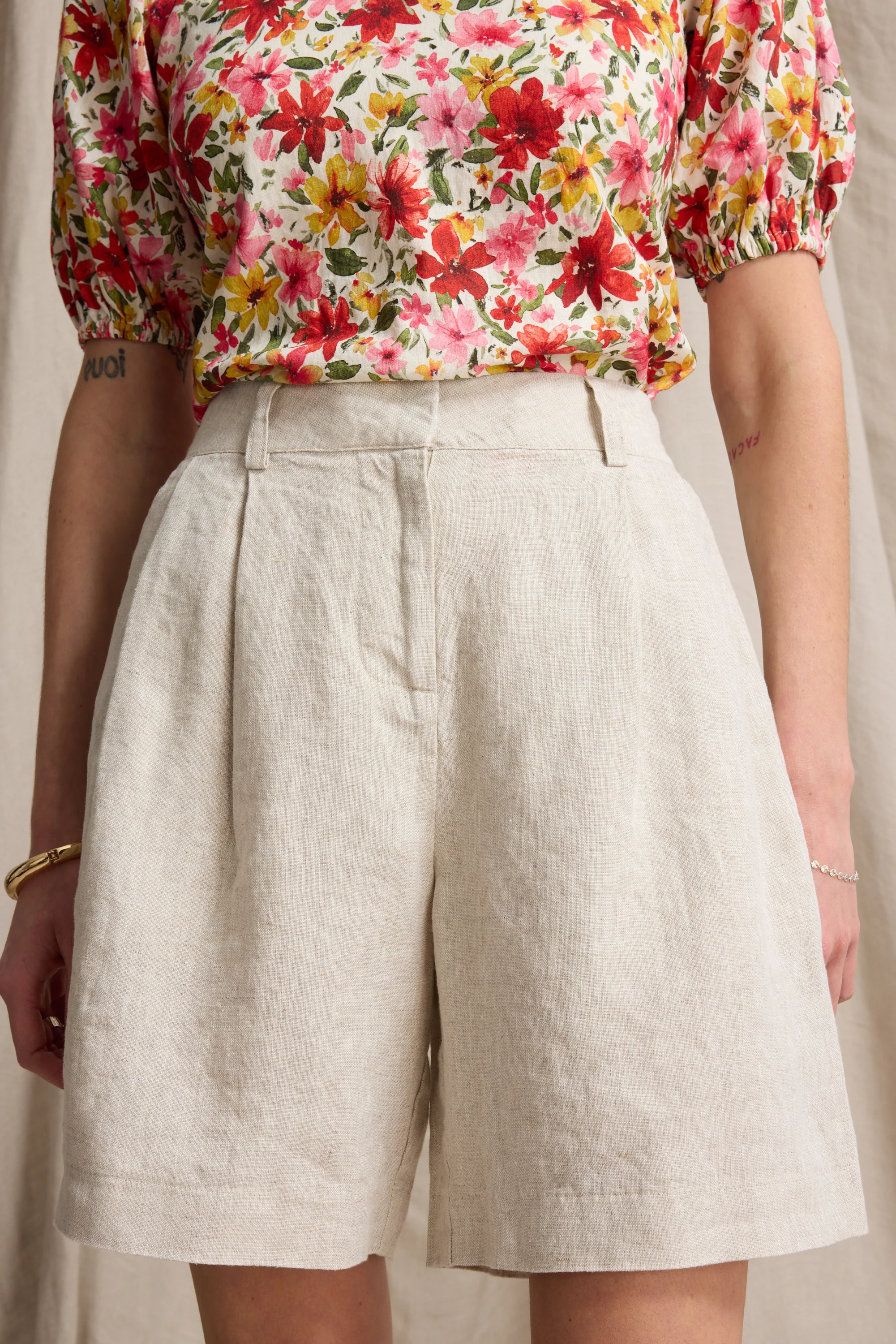 Sienna Long Linen Short - Image 3