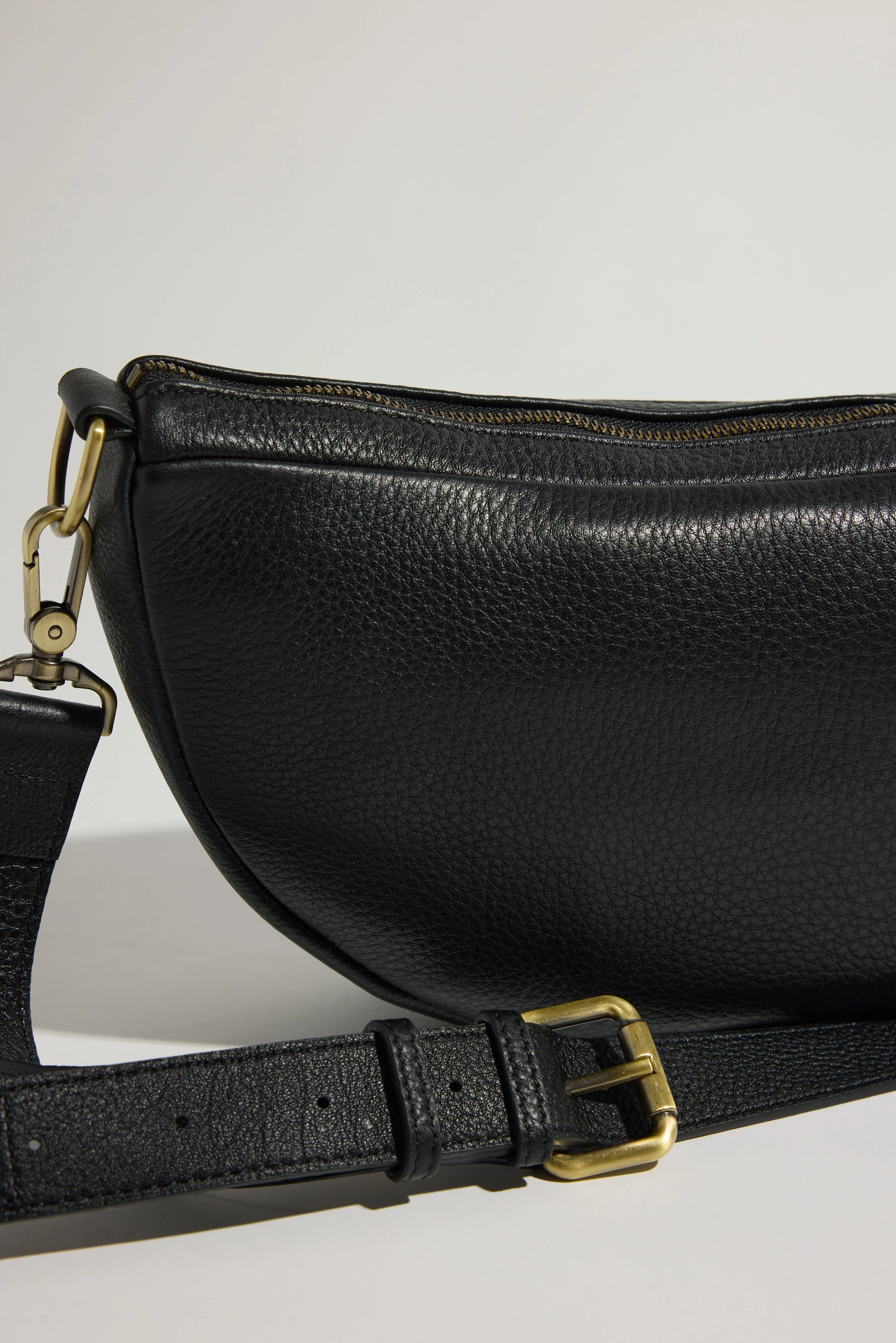 Suno The Lune Bag - Image 8