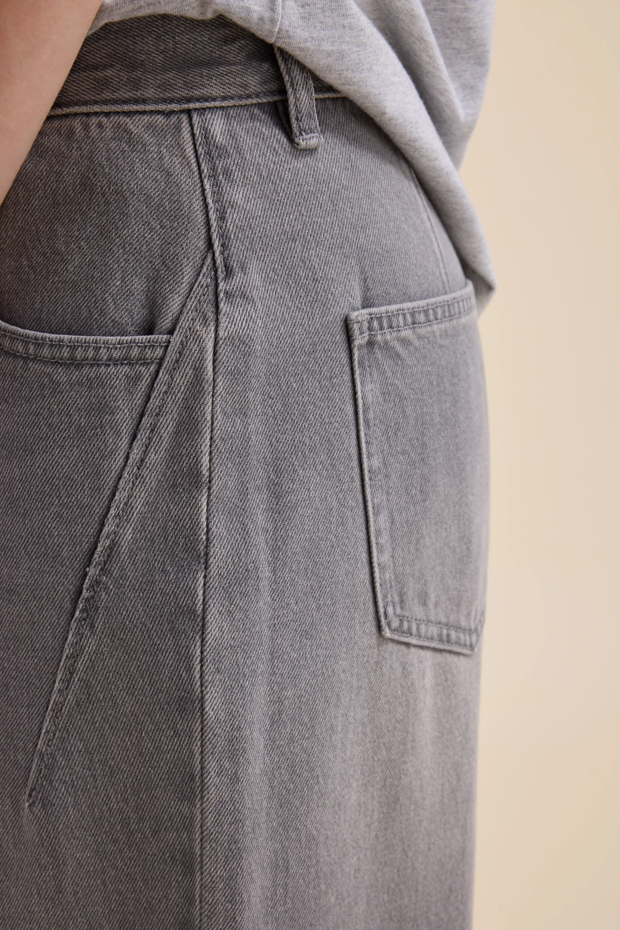 The Barrel Leg Jeans - Image 7