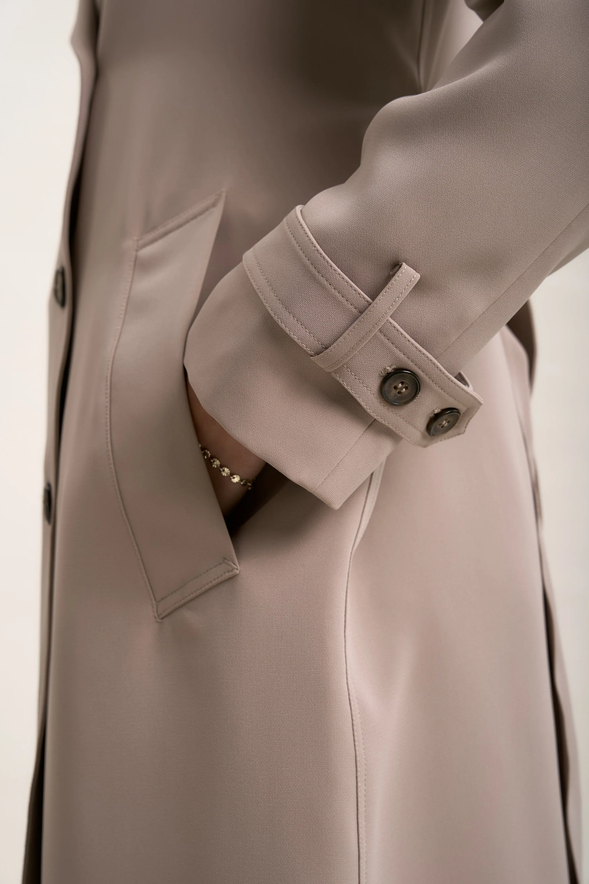 The Classic Trench - Image 5