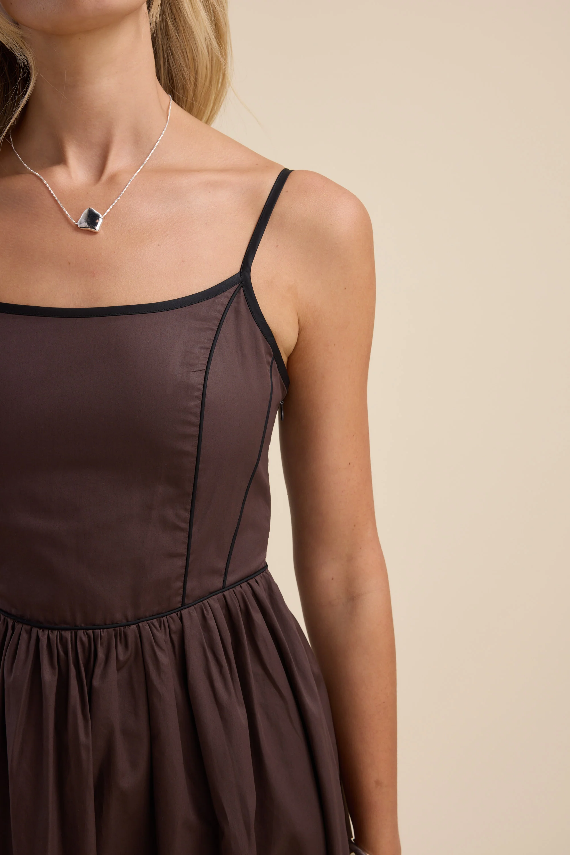 The Contrast Detail Dress - Image 5